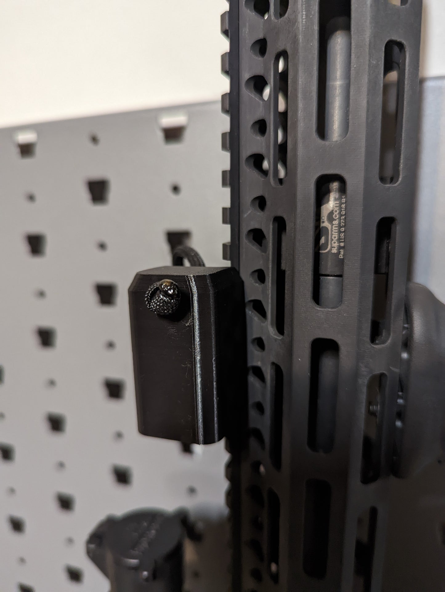 Picatinny Rail Gun Mount - GallowTech | Rifle Holder Storage Rack