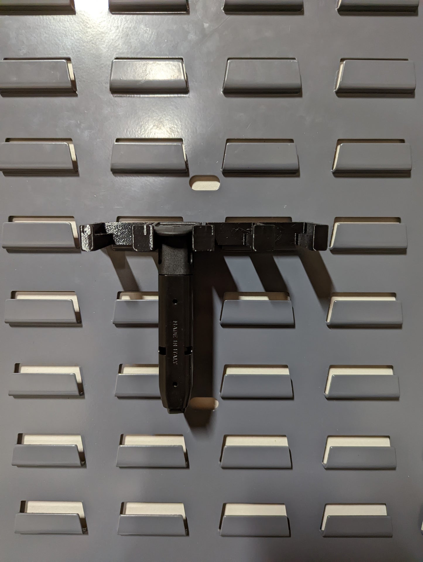 Mount for Walther PDP Mags - SecureIt / Akro-Mils | Magazine Holder Storage Rack