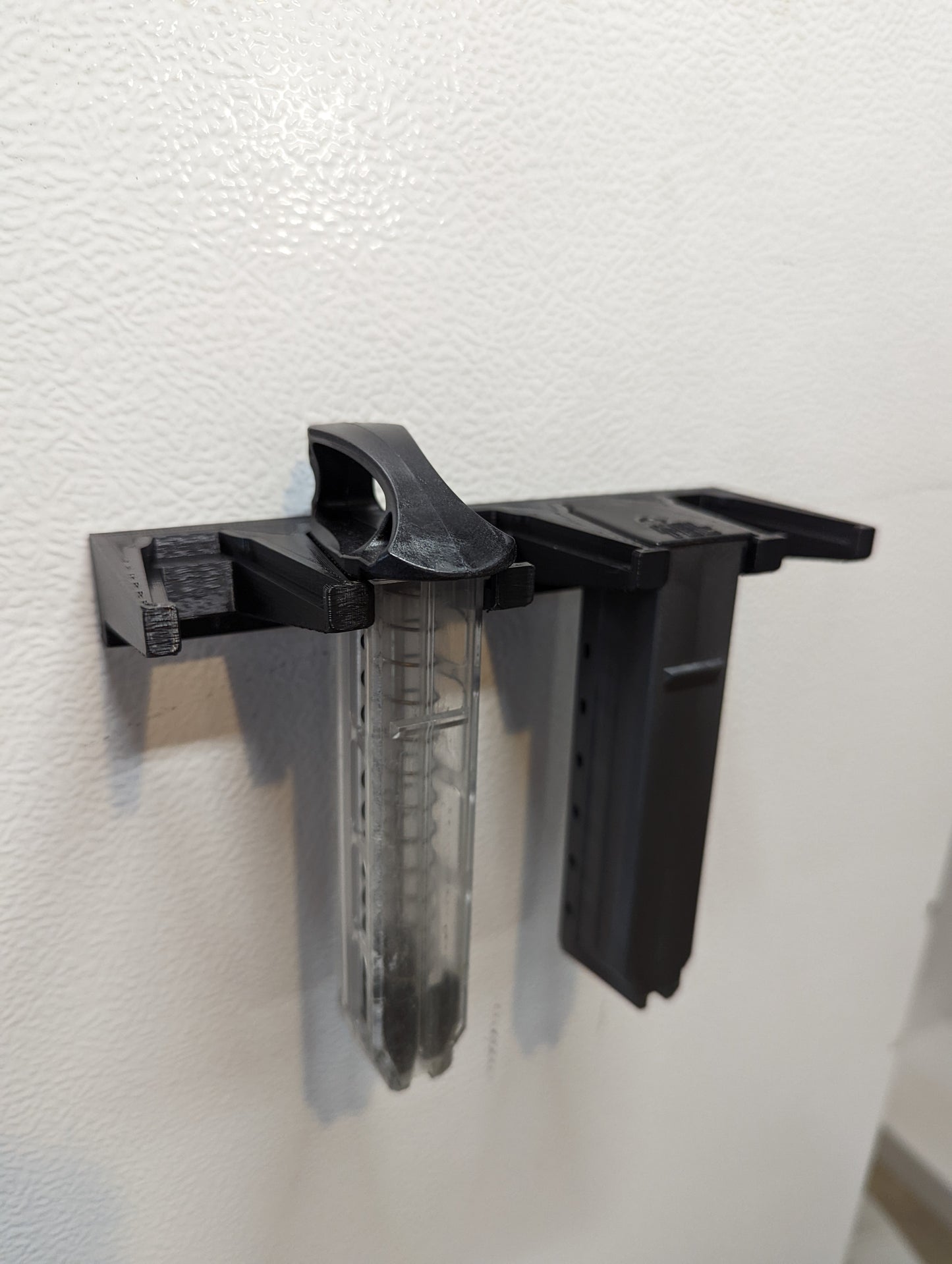 Mount for Keltec CP33 / CMR30 / PMR30 Mags - Magnetic | Magazine Holder Storage Rack