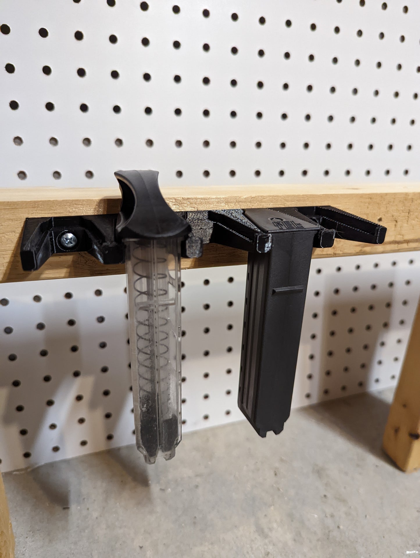 Mount for Keltec CP33 / CMR30 / PMR30 Mags - Wall | Magazine Holder Storage Rack
