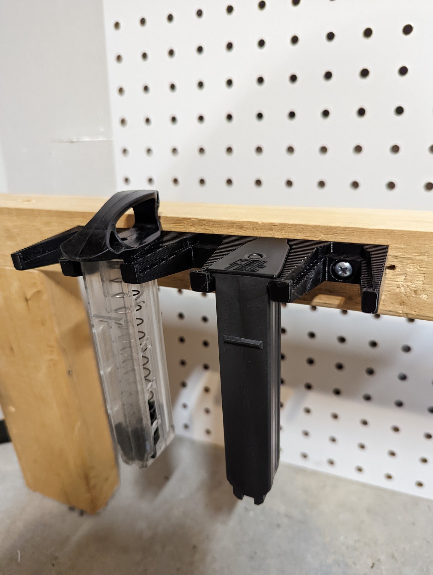Mount for Keltec CP33 / CMR30 / PMR30 Mags - Wall | Magazine Holder Storage Rack