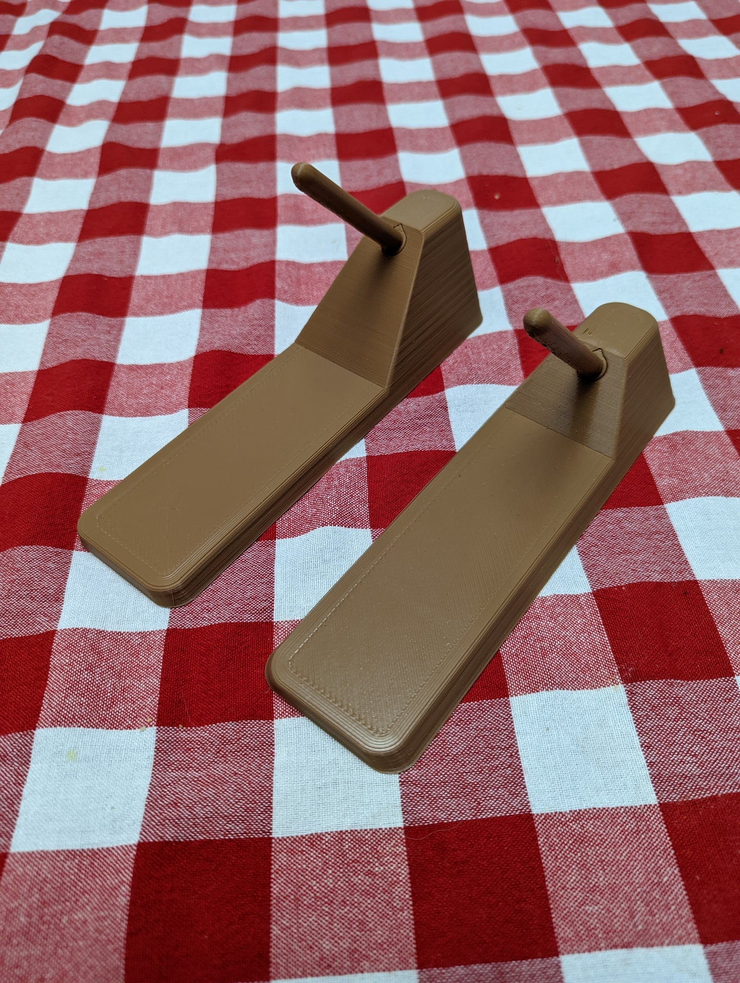 Universal Pistol / Silencer Display Stand | Handgun Holder Storage Rack