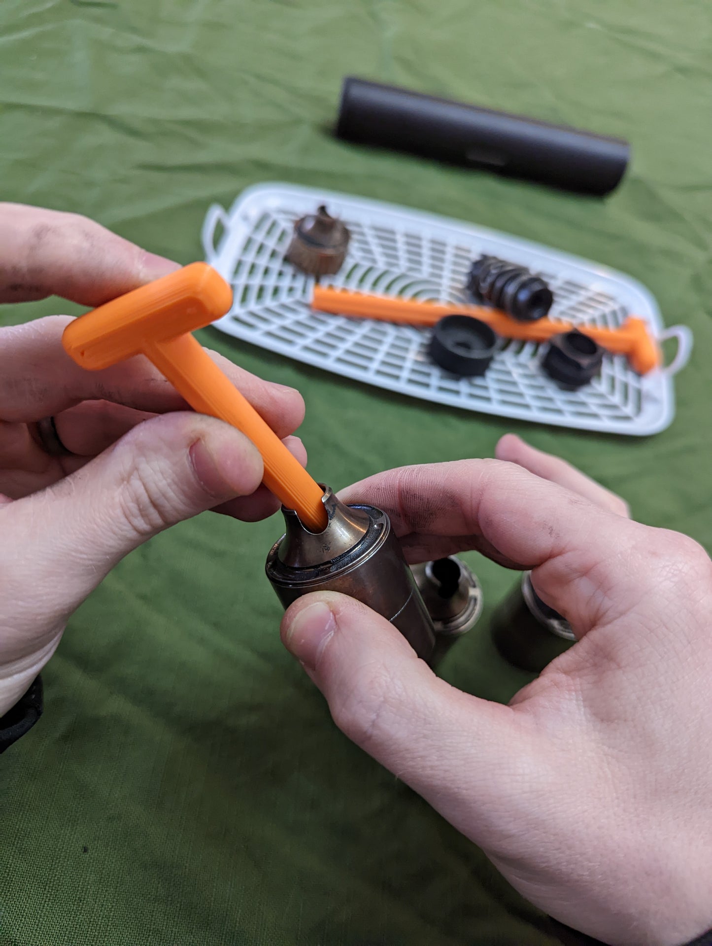 Baffle Disassembly Tool for Silencers / Suppressors