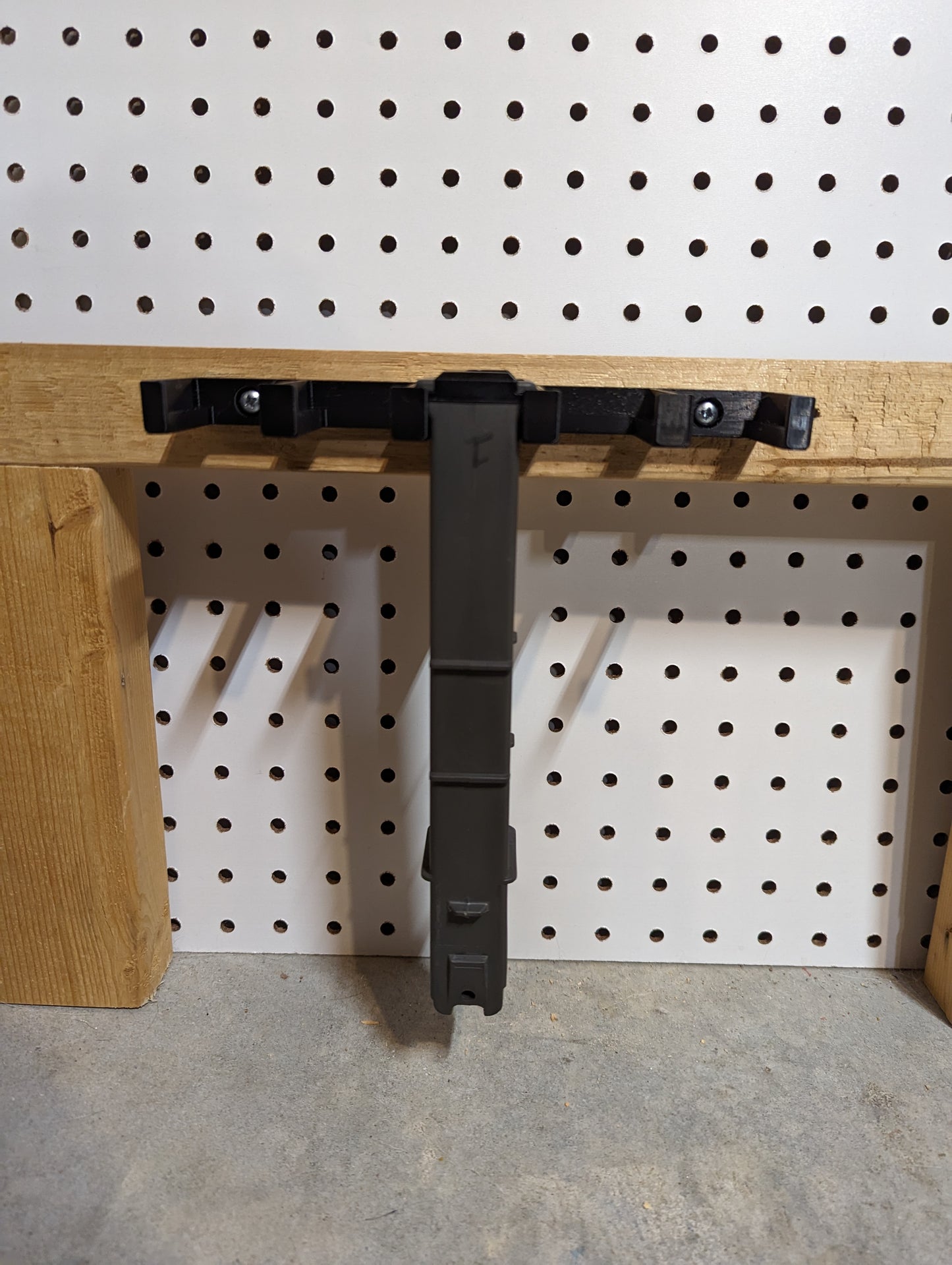 Mount for HK MP5 9/40/10 Mags - Wall | Magazine Holder Storage Rack