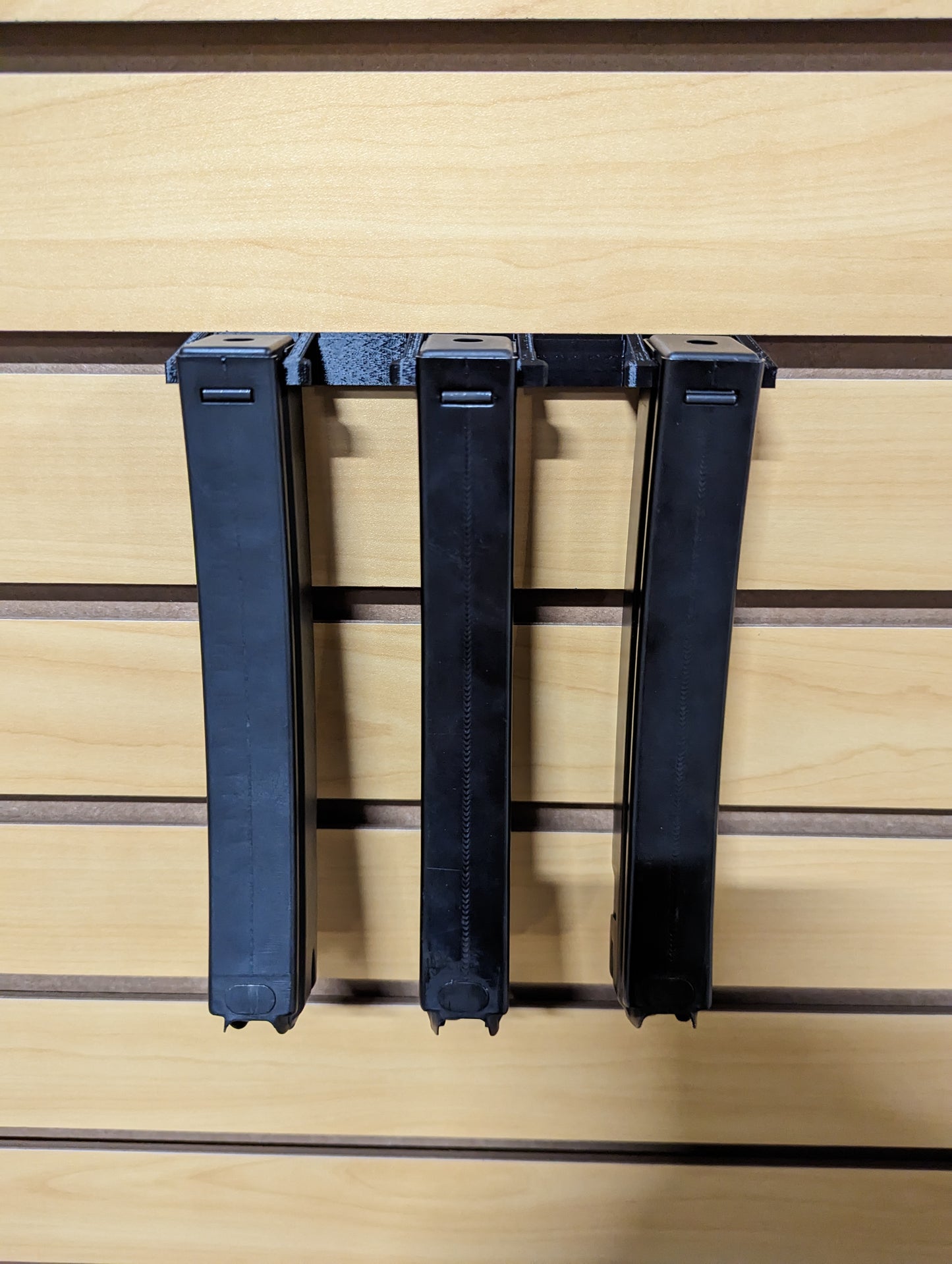 Mount for HK MP5 9/40/10 Mags - Slatwall | Magazine Holder Storage Rack