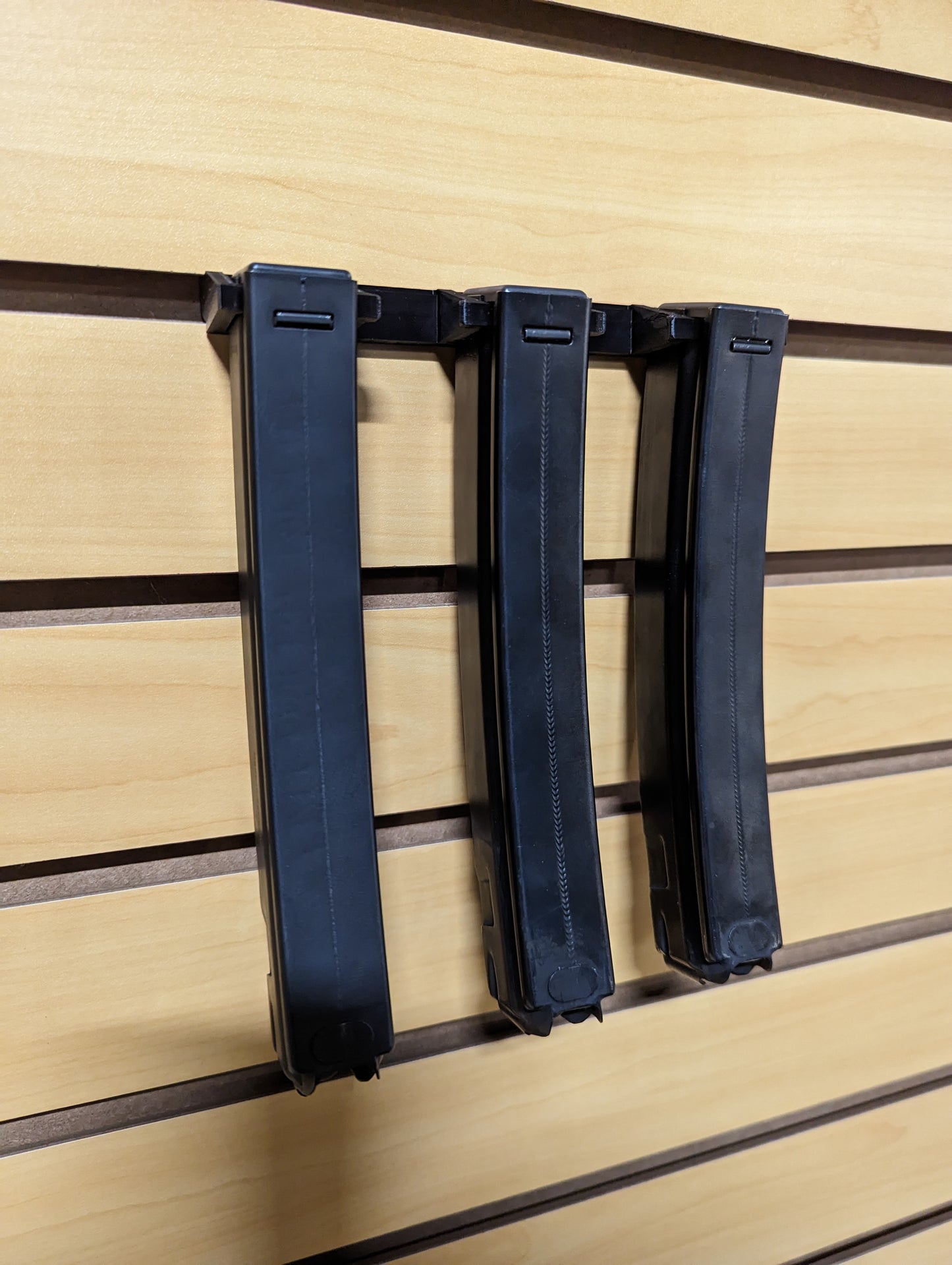 Mount for HK MP5 9/40/10 Mags - Slatwall | Magazine Holder Storage Rack