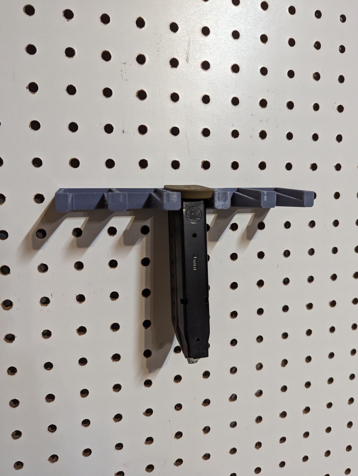 Mount for S&W M&P 9mm / 10mm / 40 / .357 Mags - Pegboard / IKEA Skadis / Wall Control / Vaultek | Magazine Holder Storage Rack