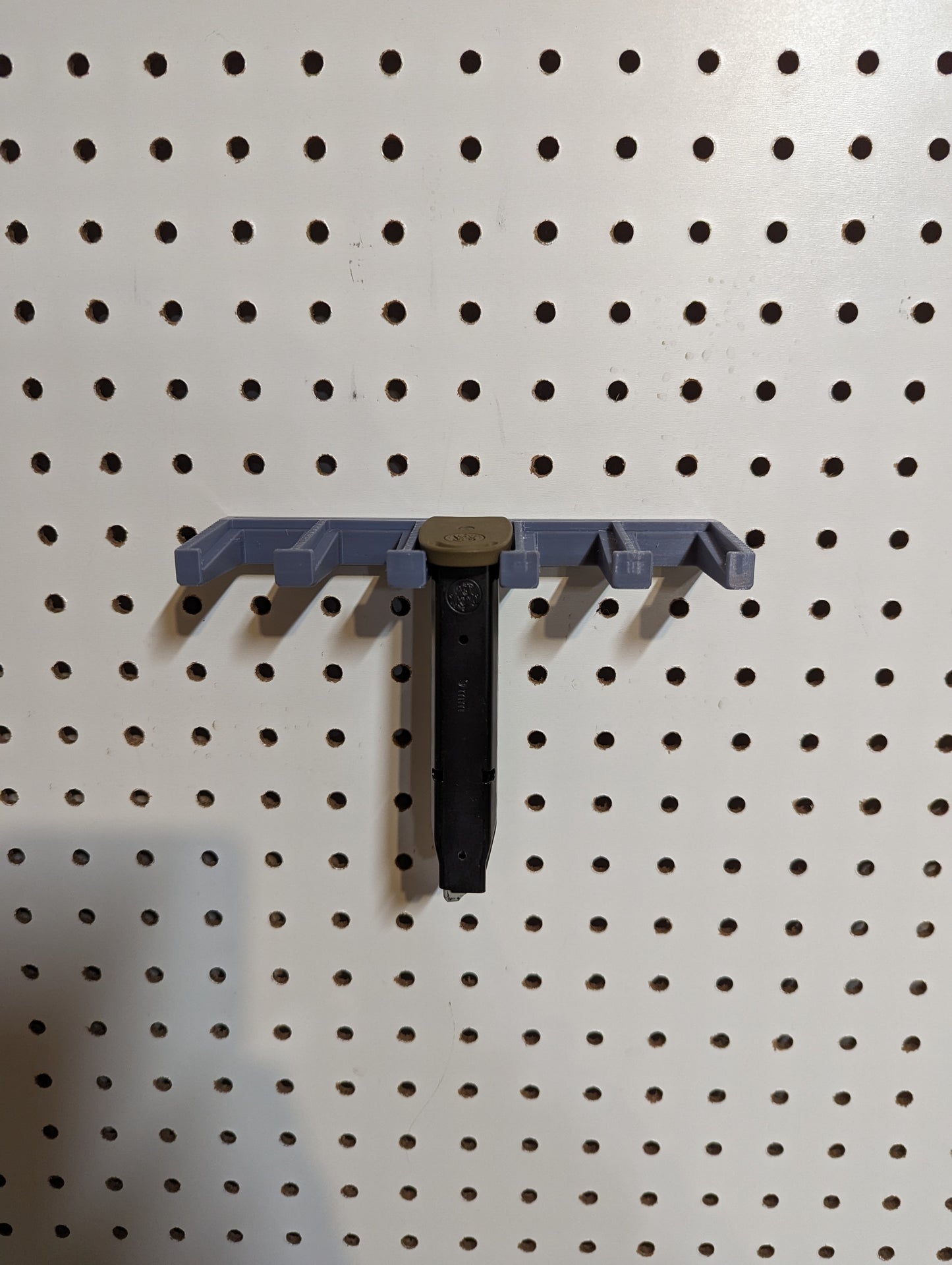 Mount for S&W M&P 9mm / 10mm / 40 / .357 Mags - Pegboard / IKEA Skadis / Wall Control / Vaultek | Magazine Holder Storage Rack