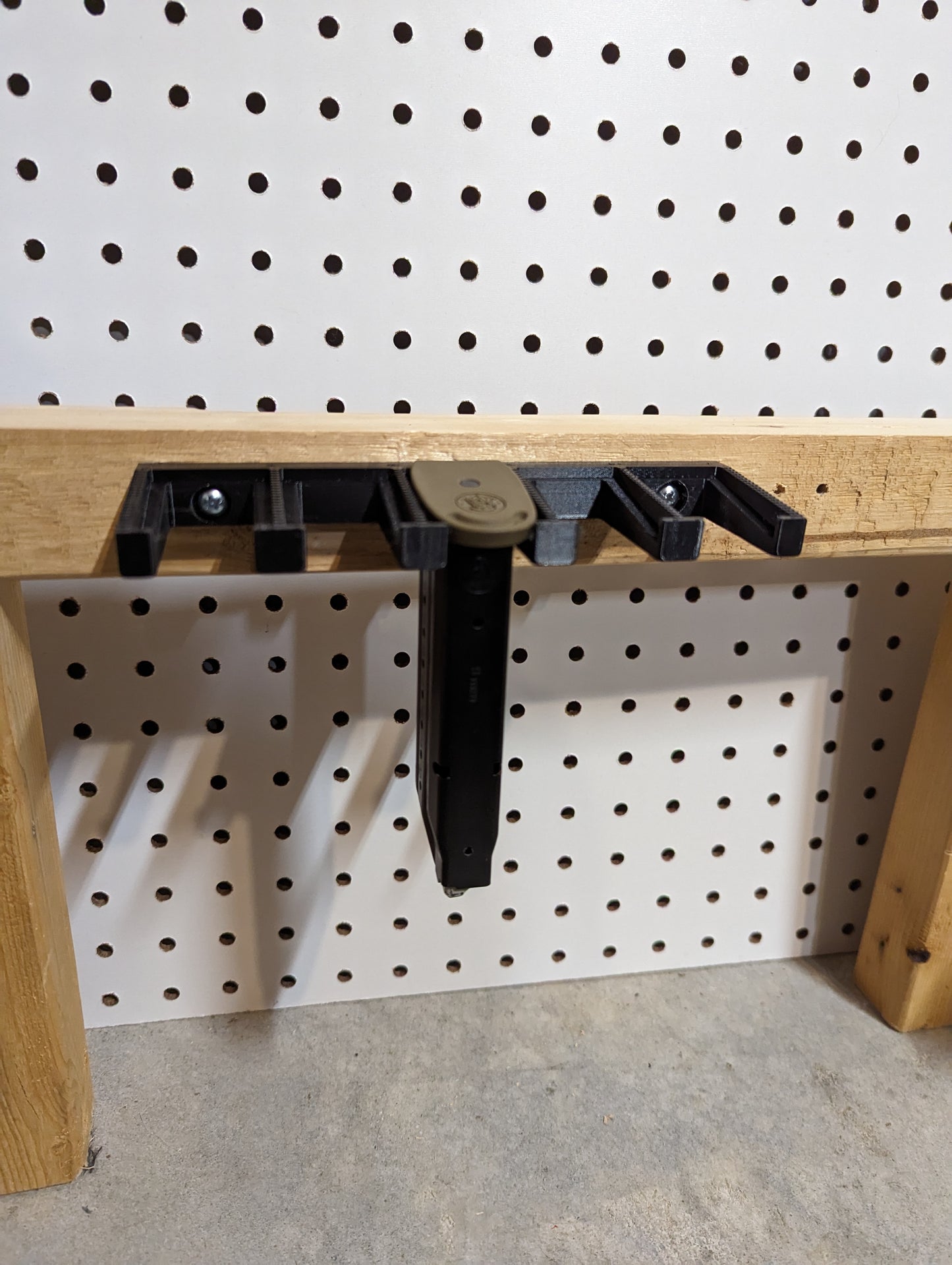 Mount for S&W M&P 9mm / 10mm / 40 / .357 Mags - Wall | Magazine Holder Storage Rack