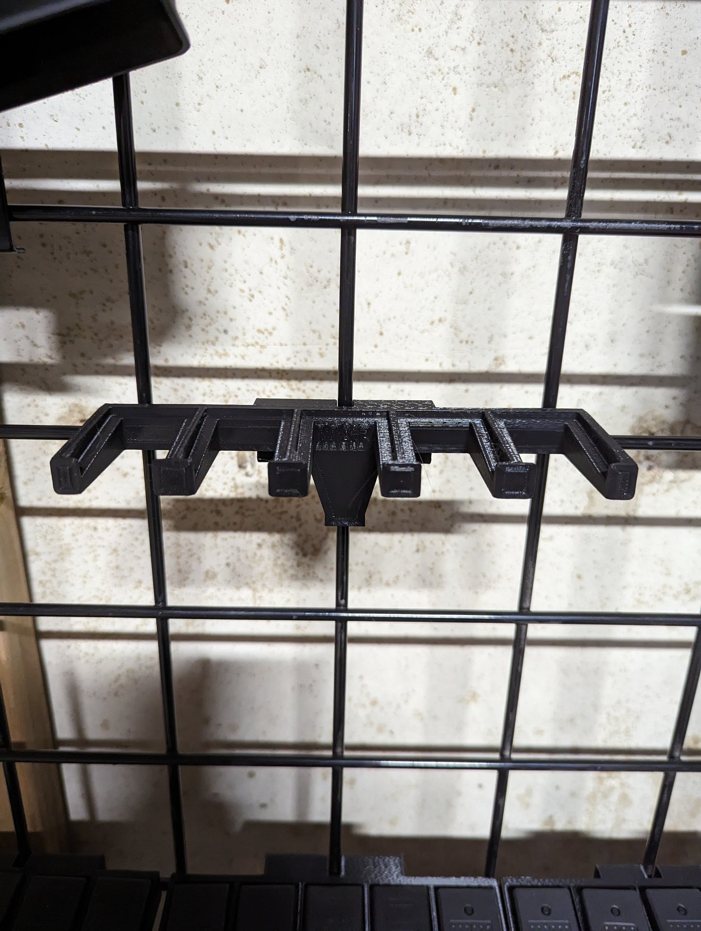 Mount for S&W M&P 9mm / 10mm / 40 / .357 Mags - Gridwall | Magazine Holder Storage Rack