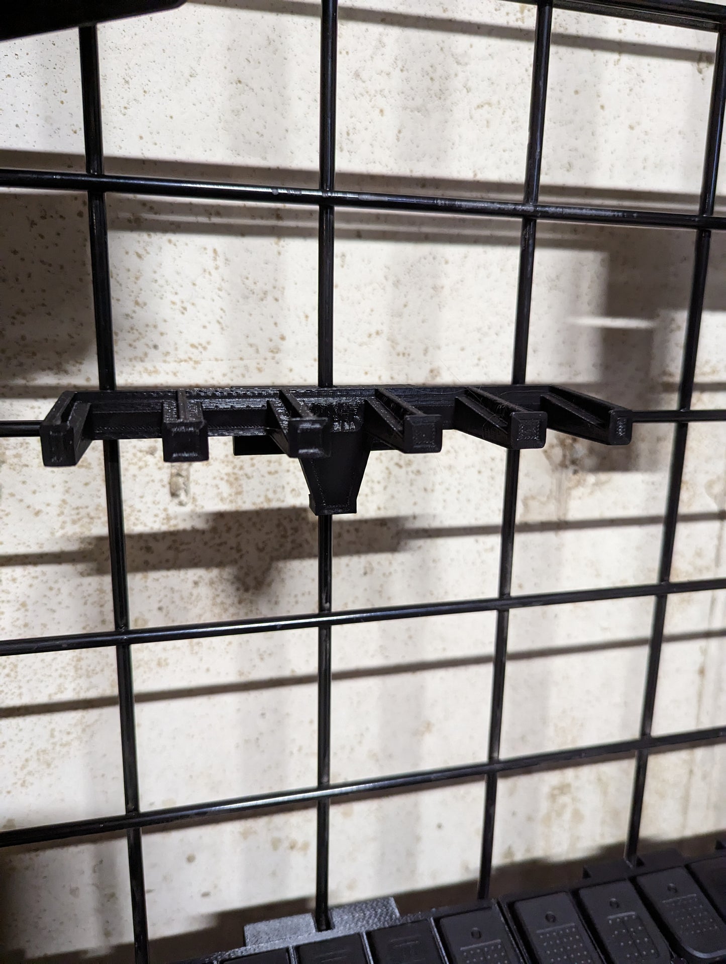 Mount for S&W M&P 9mm / 10mm / 40 / .357 Mags - Gridwall | Magazine Holder Storage Rack