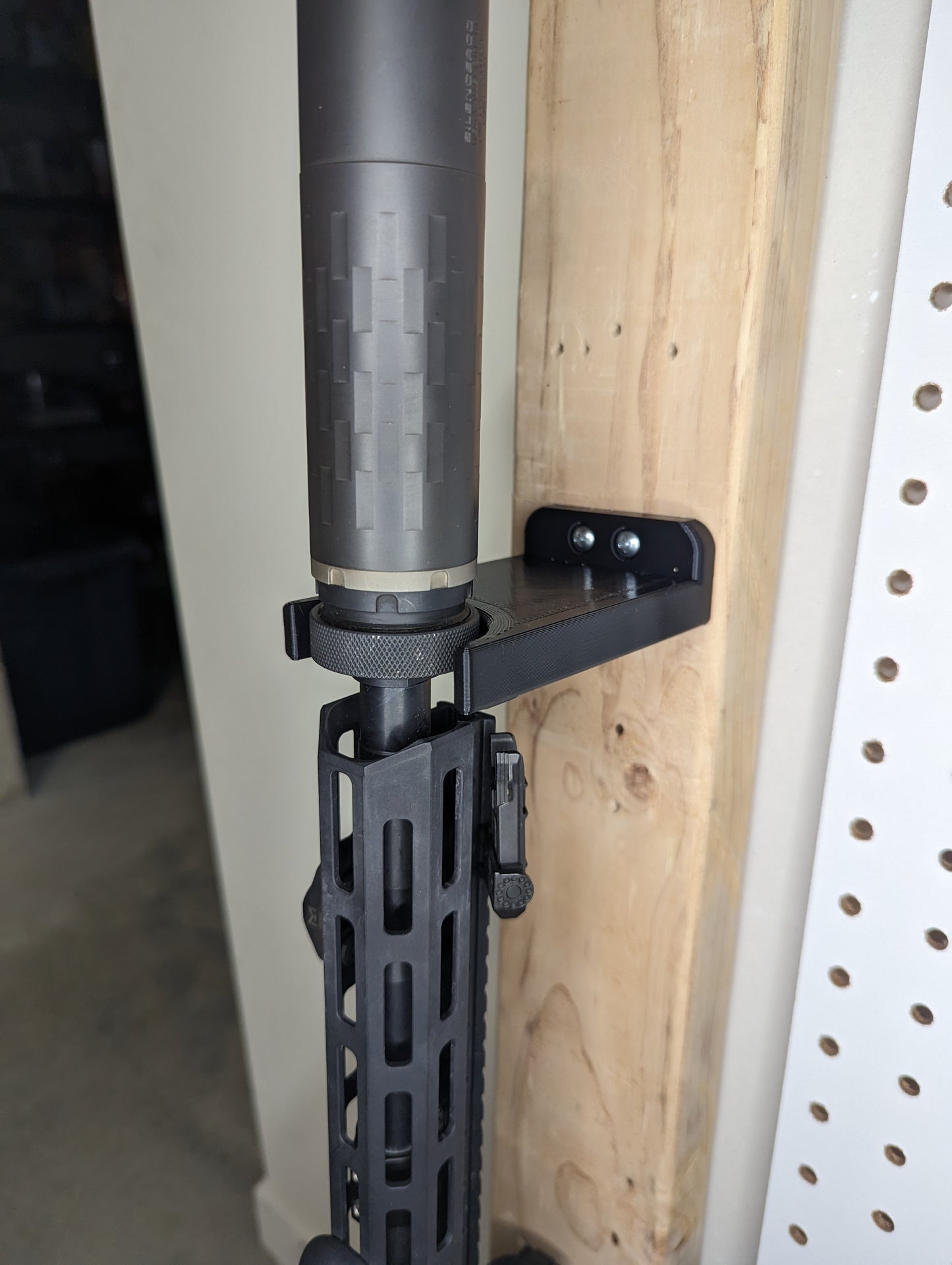 Universal Inline Vertical Rest - Wall | Rifle Holder Storage Rack