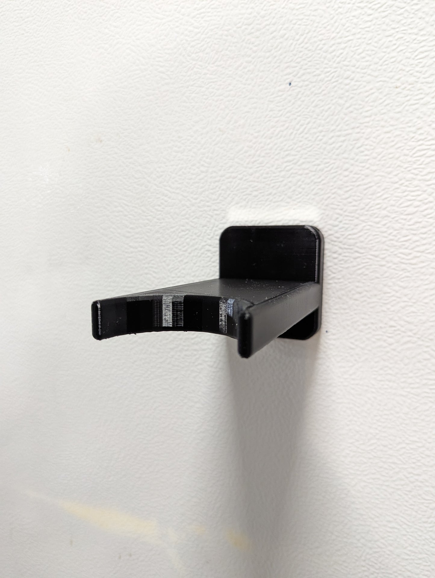 Universal Inline Vertical Rest - Magnetic | Rifle Holder Storage Rack