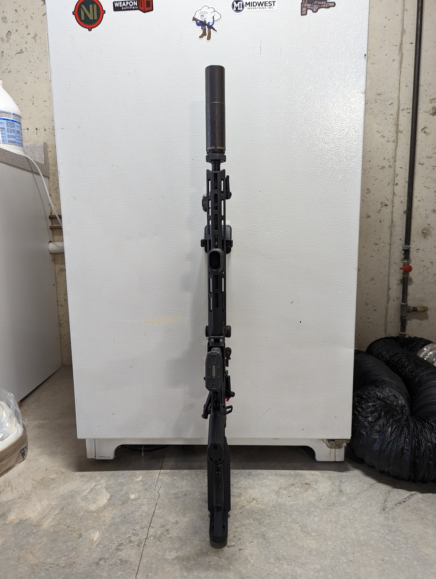 Universal Inline Vertical Rest - Magnetic | Rifle Holder Storage Rack