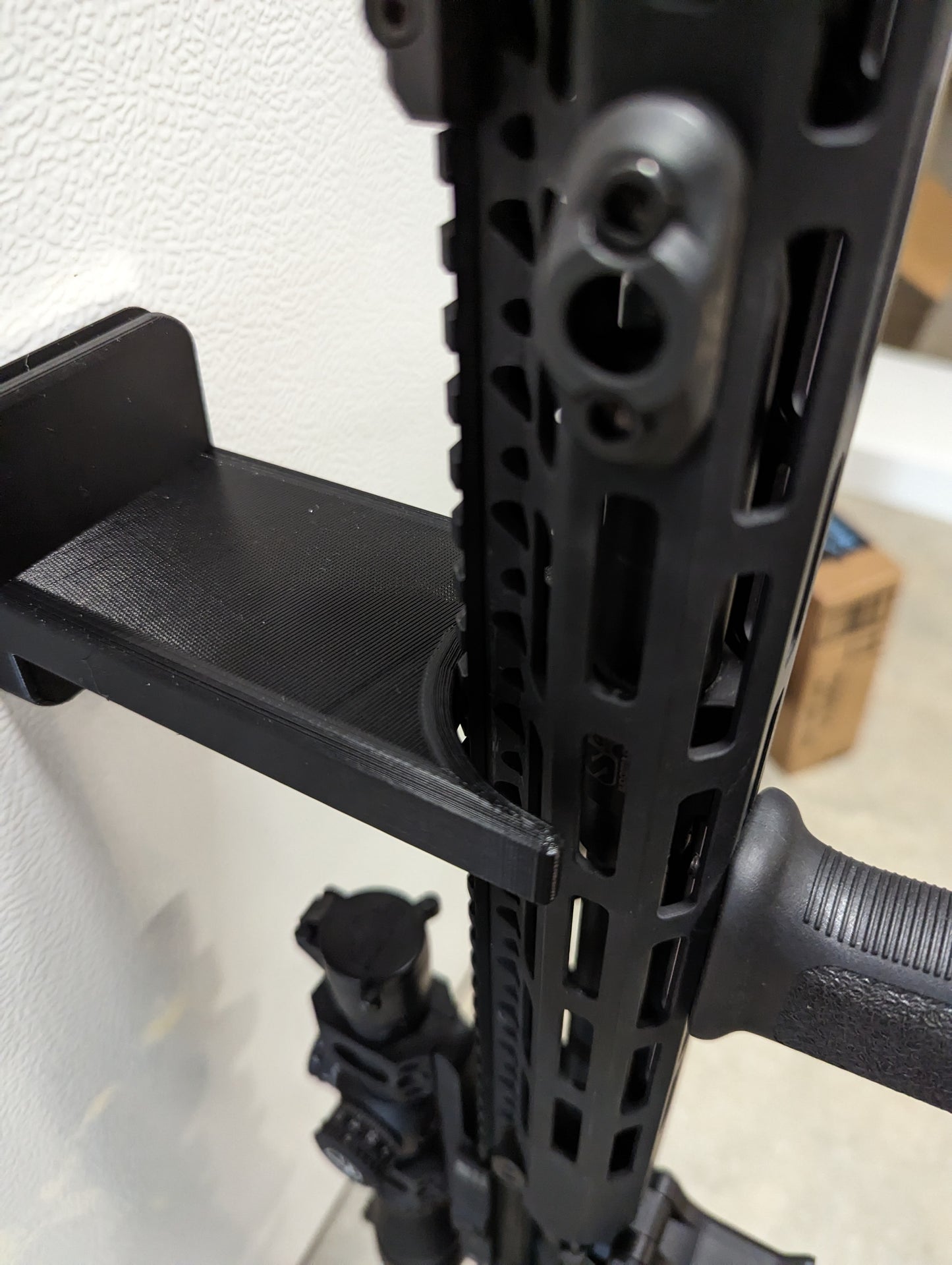 Universal Inline Vertical Rest - Magnetic | Rifle Holder Storage Rack