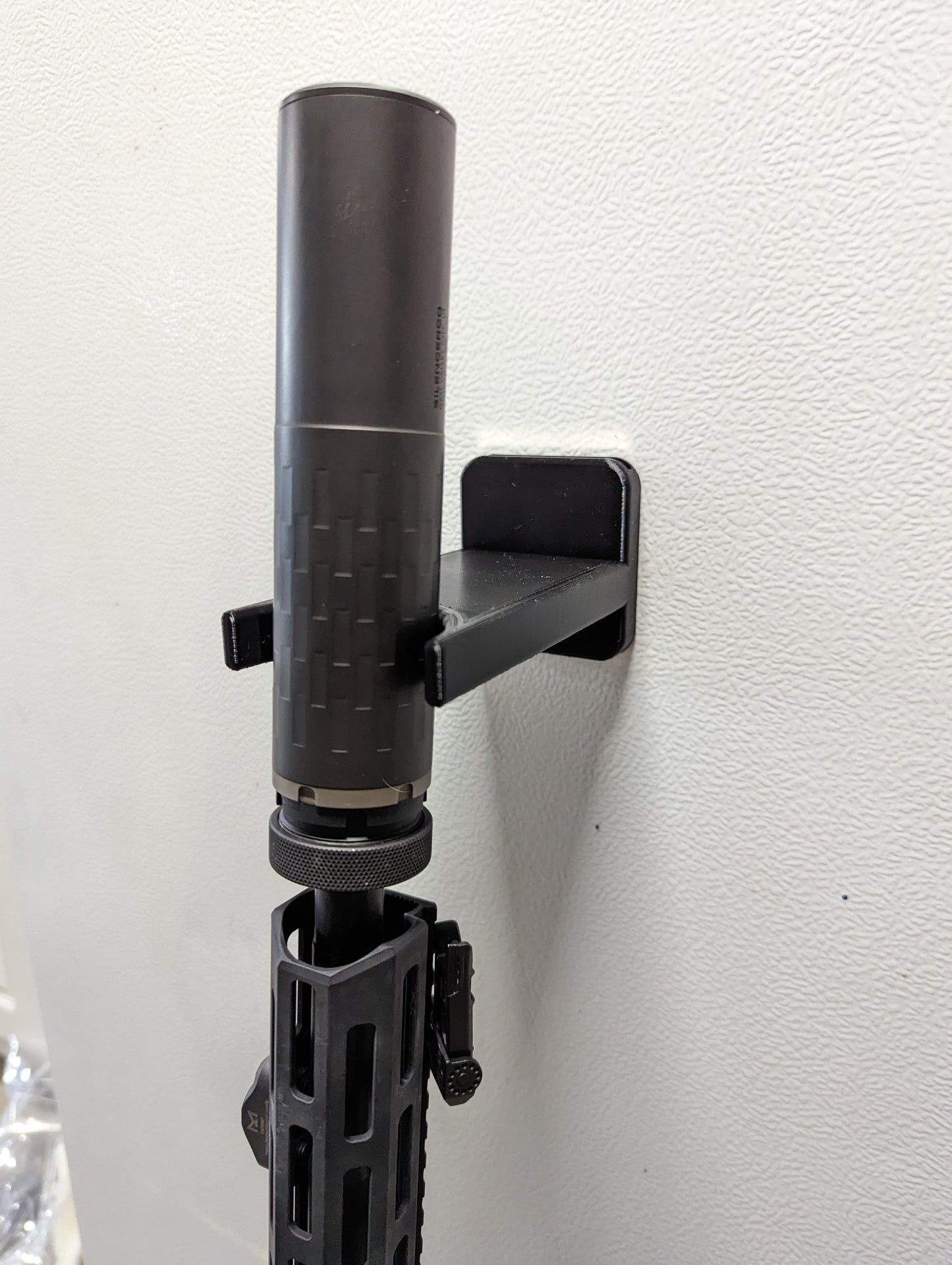 Universal Inline Vertical Rest - Magnetic | Rifle Holder Storage Rack