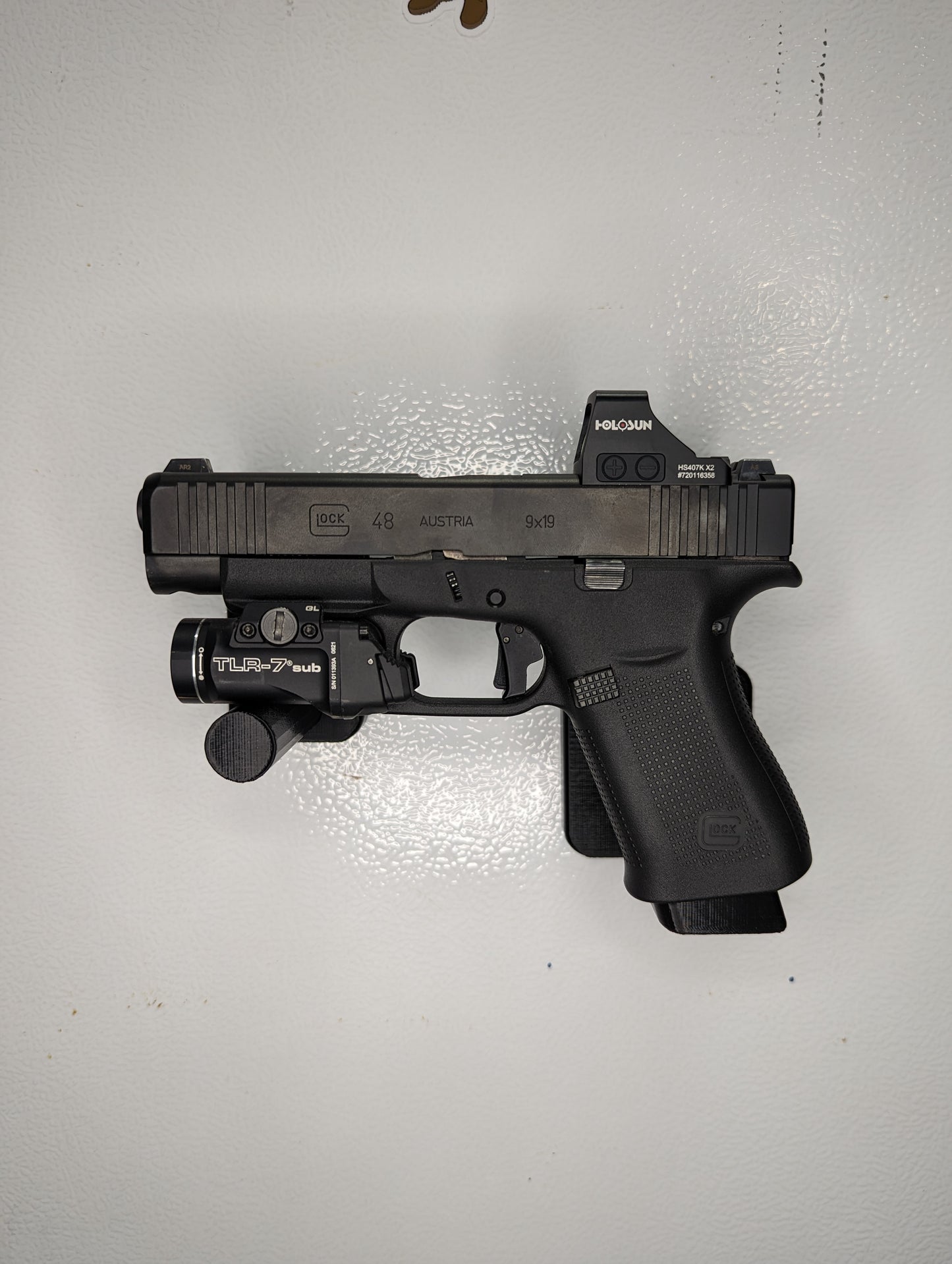 Magwell Mount for Glock 43X / 48 - Magnet | Handgun Holder Storage Rack