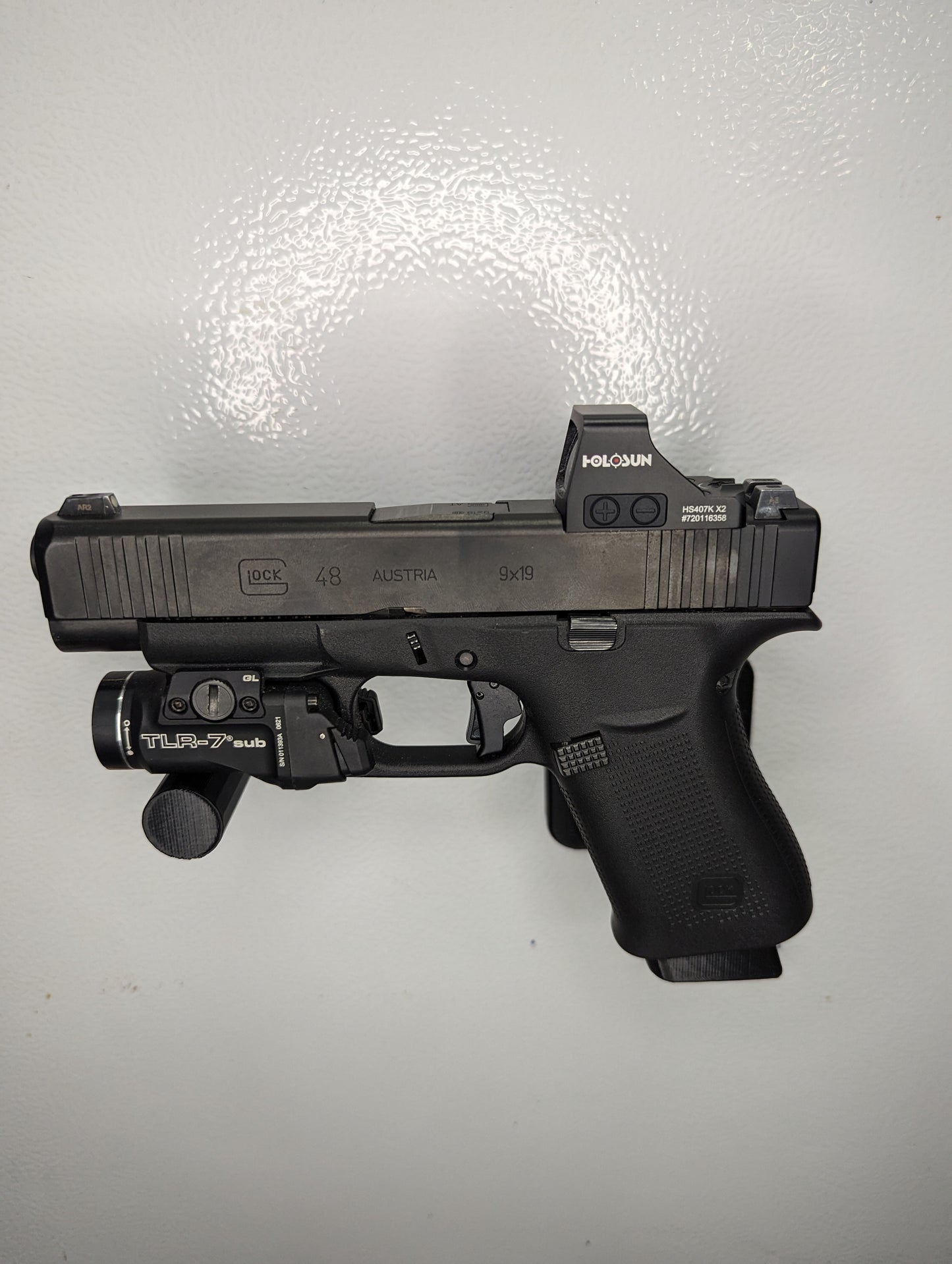 Magwell Mount for Glock 43X / 48 - Magnet | Handgun Holder Storage Rack