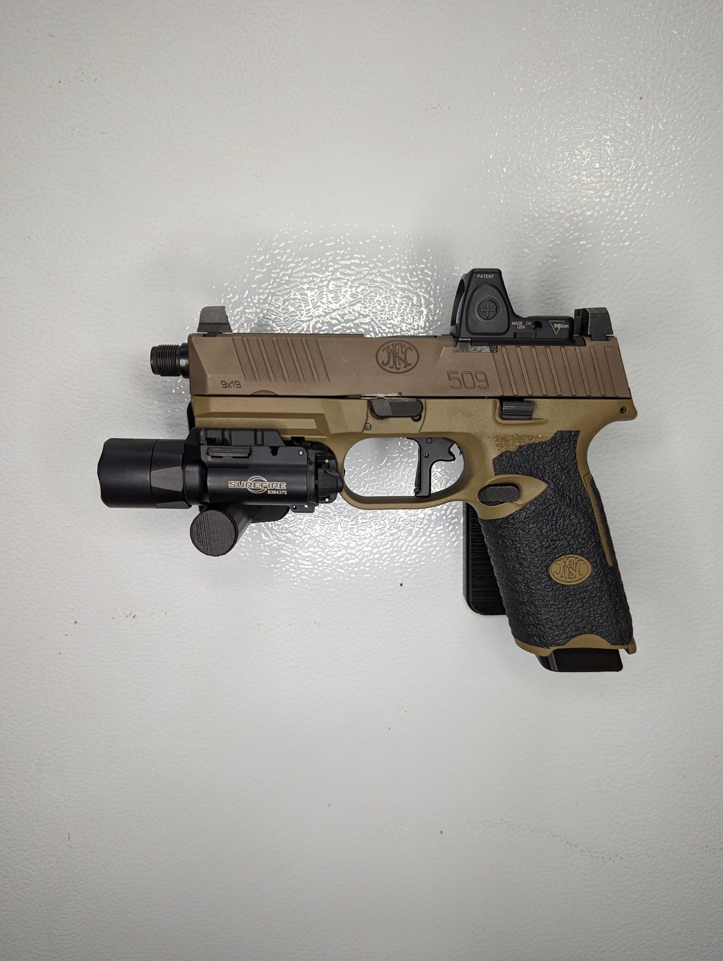 Magwell Mount for FN 509 Series - Magnet | Handgun Holder Storage Rack