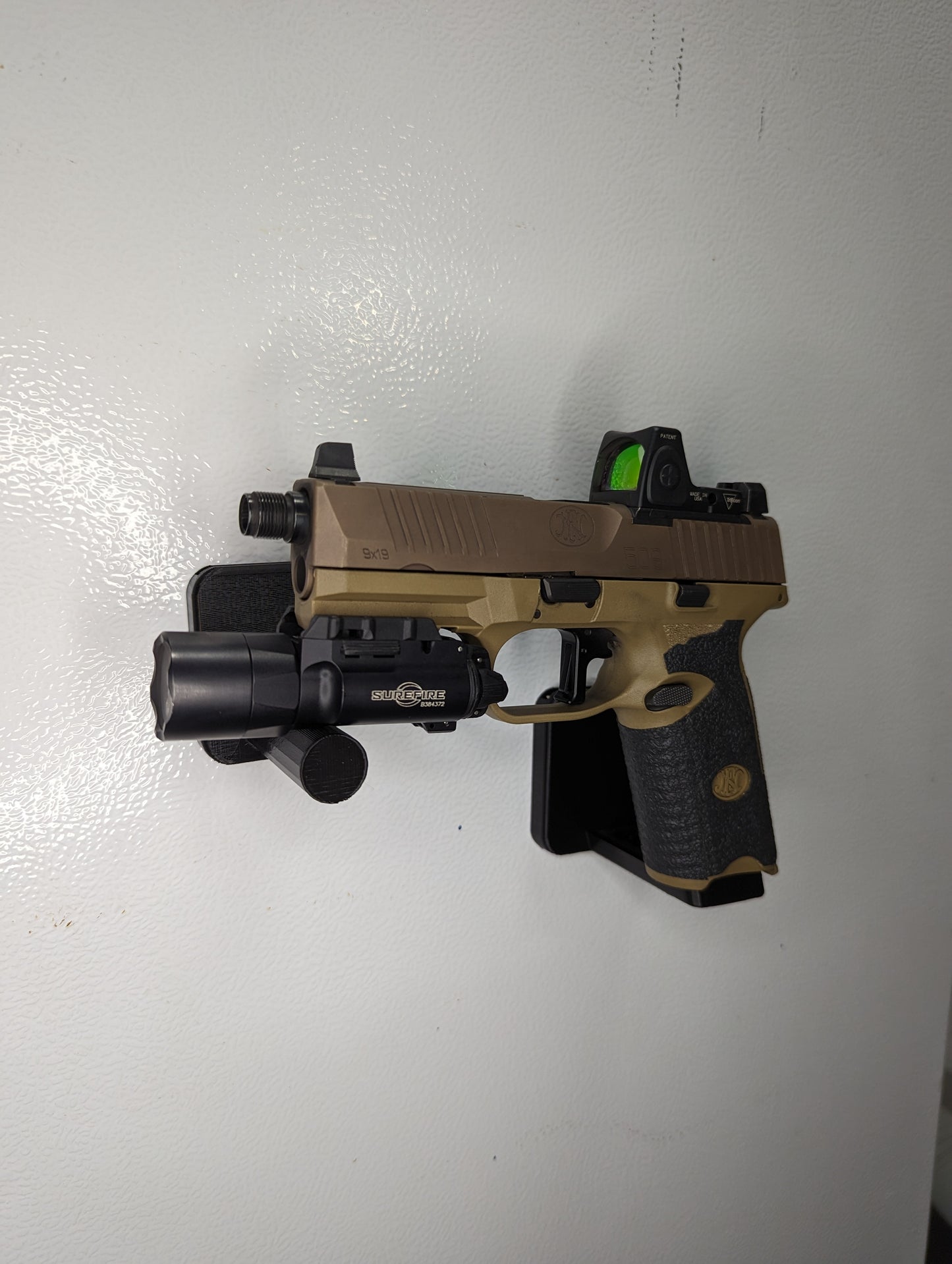 Magwell Mount for FN 509 Series - Magnet | Handgun Holder Storage Rack