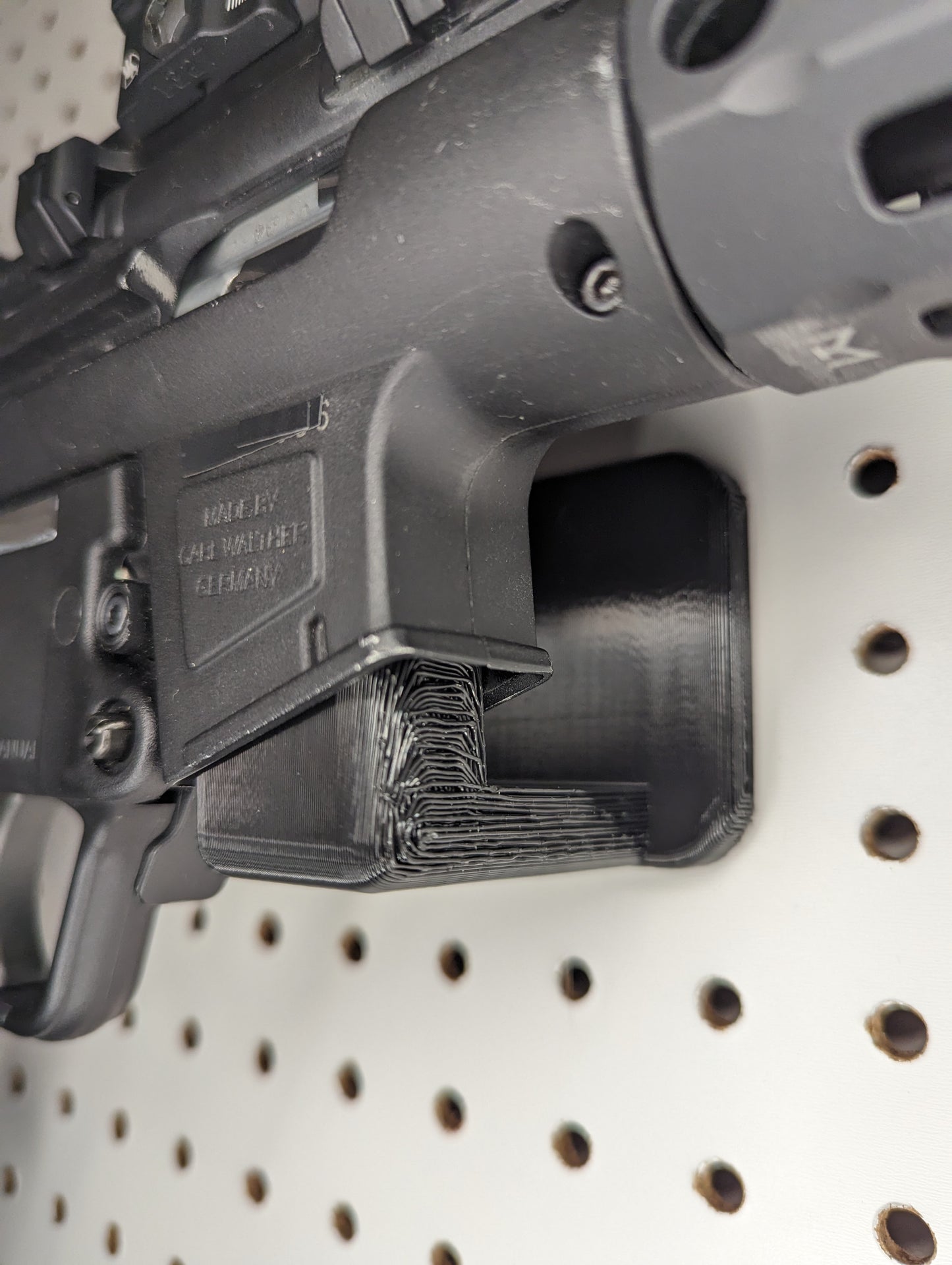 Magwell Mount for HK and GSG MP5 22 - Pegboard / IKEA Skadis / Wall Control / Vaultek | Rifle Holder Storage Rack
