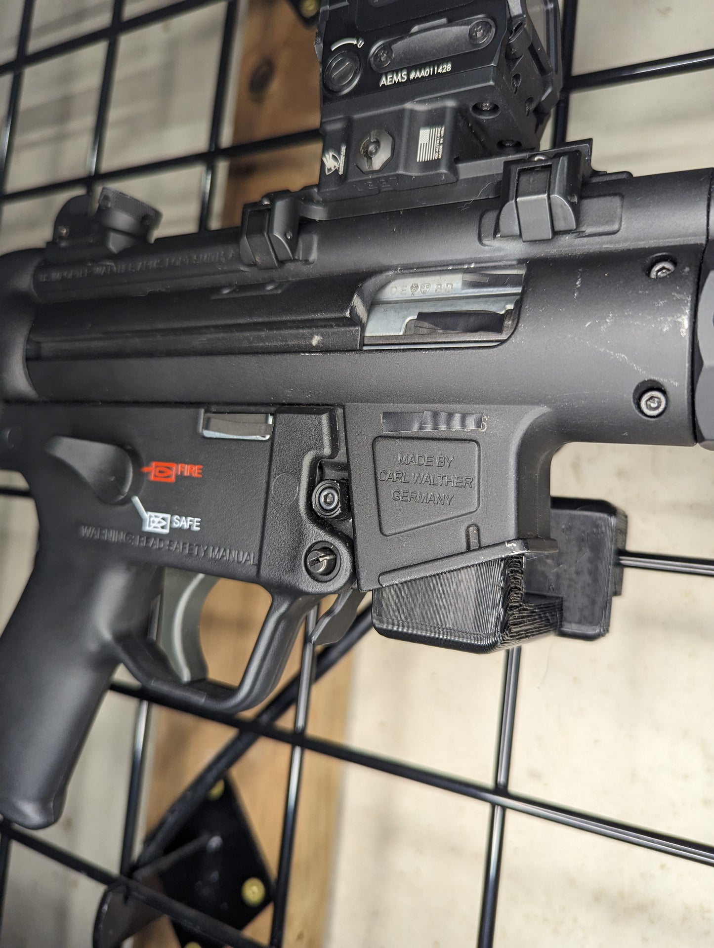 Magwell Mount for HK and GSG MP5 22 - Gridwall | Rifle Holder Storage Rack