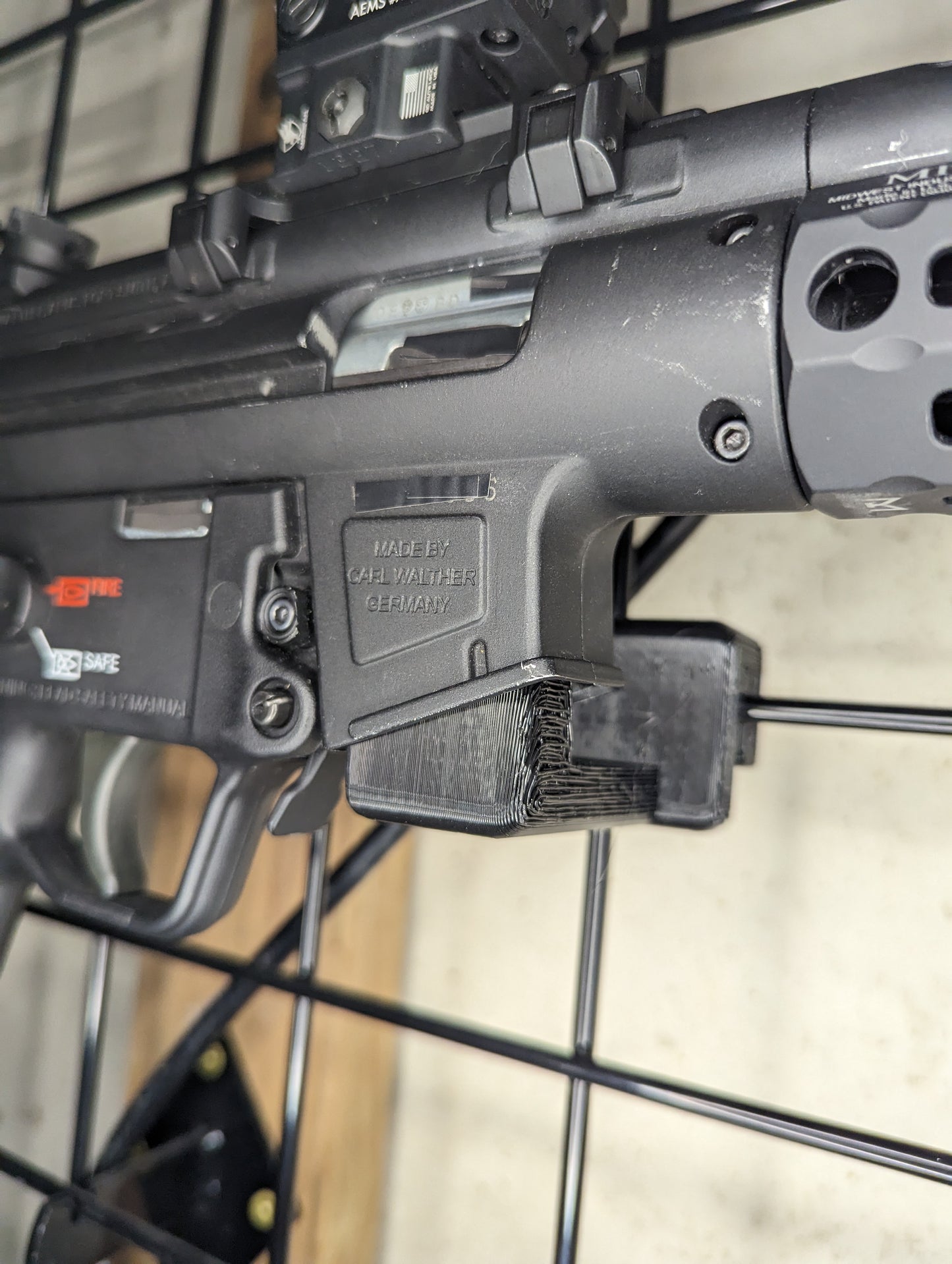 Magwell Mount for HK and GSG MP5 22 - Gridwall | Rifle Holder Storage Rack