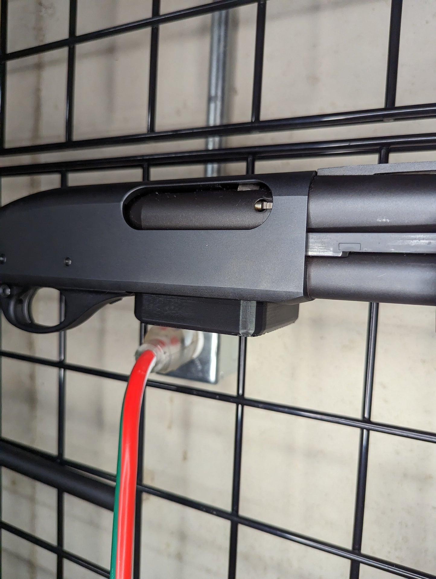 Magwell Mount for Remington 870 - Gridwall | Shotgun Holder Storage Rack