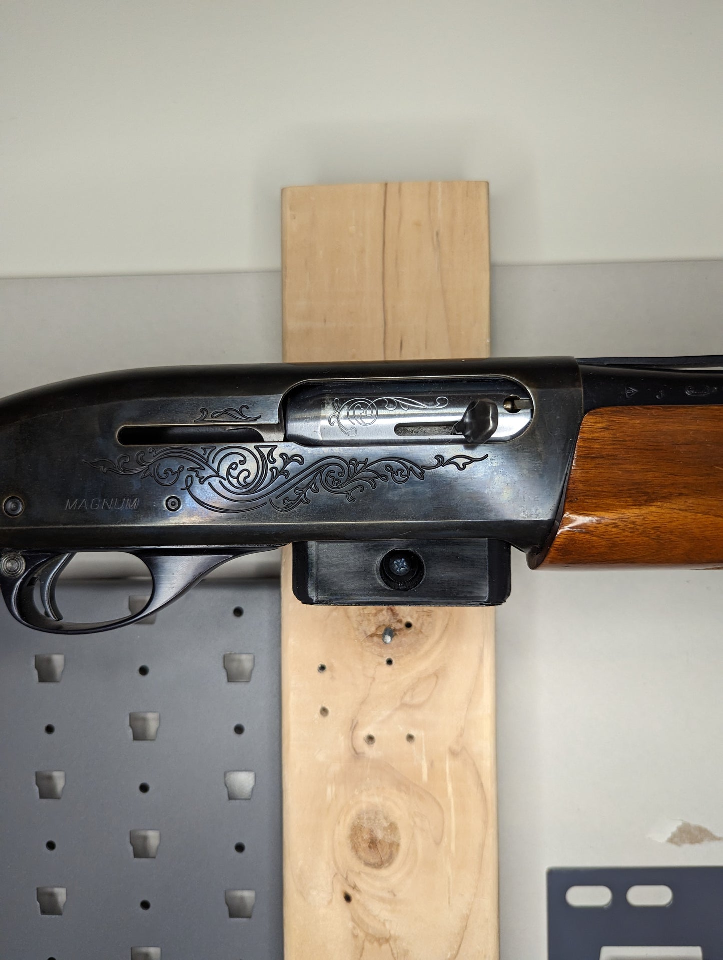 Magwell Mount for Remington 1100 - Wall | Shotgun Holder Storage Rack