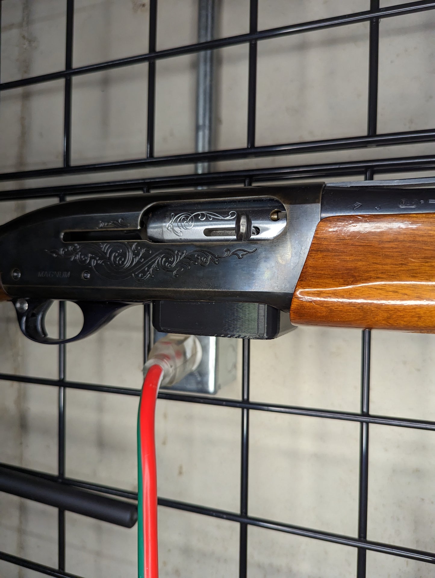 Magwell Mount for Remington 1100 - Gridwall | Shotgun Holder Storage Rack