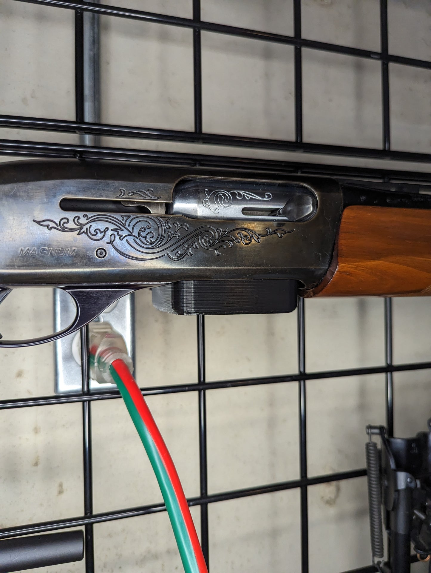 Magwell Mount for Remington 1100 - Gridwall | Shotgun Holder Storage Rack