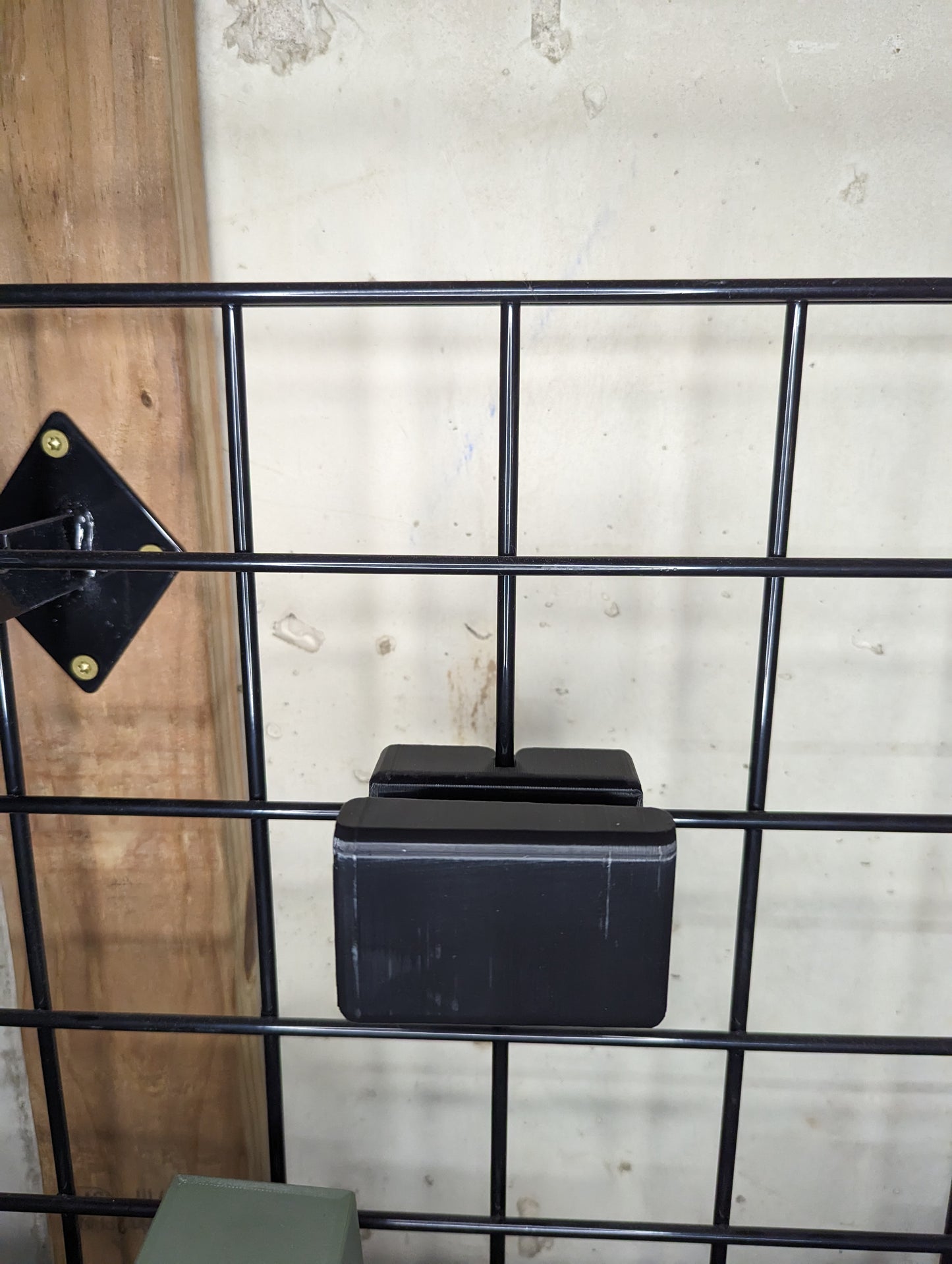 Magwell Mount for Bergara B14R - Gridwall | Rifle Holder Storage Rack