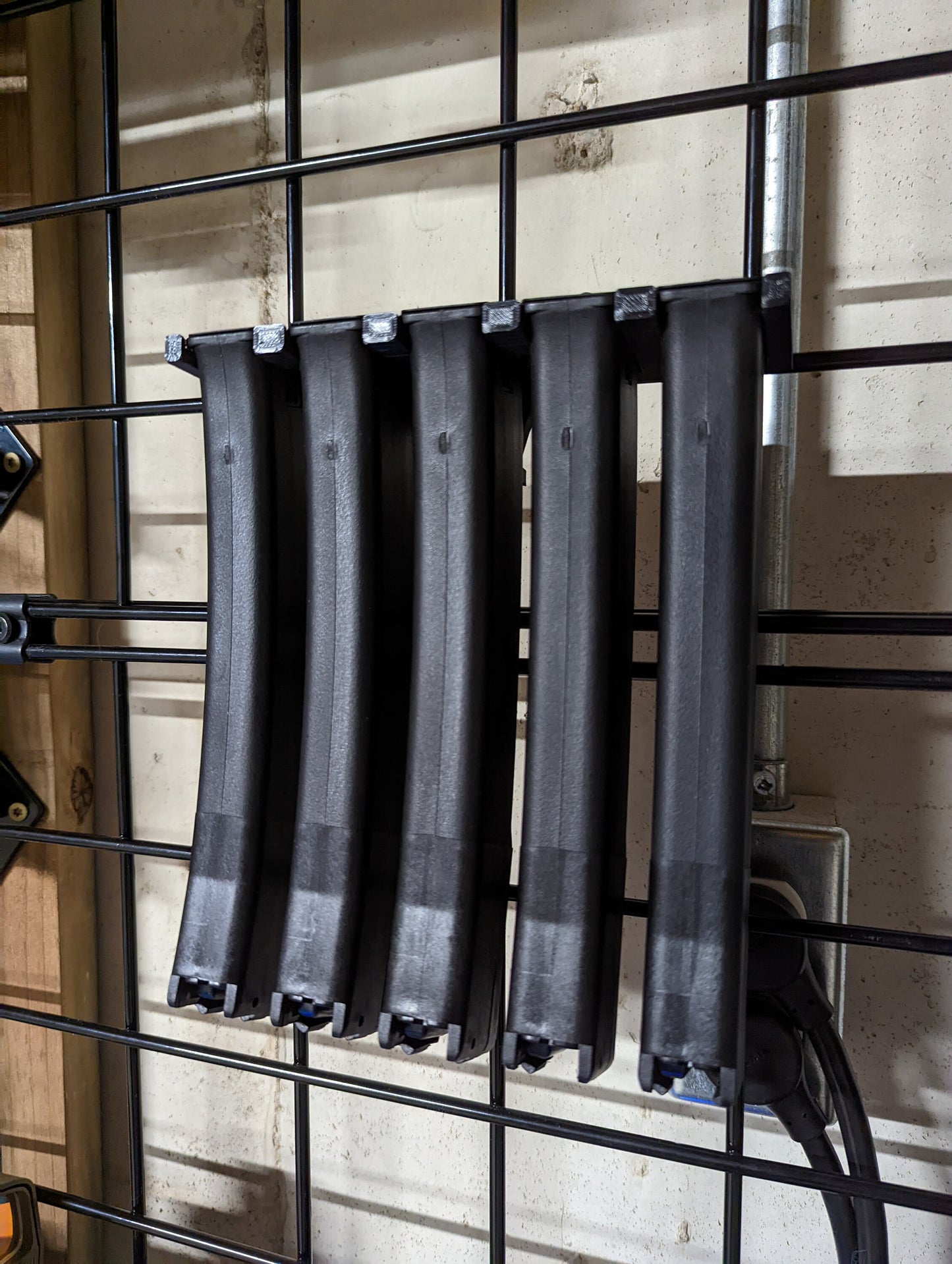 Mount for Kalashnikov USA KP9 / KR9 Mags - Gridwall | Magazine Holder Storage Rack