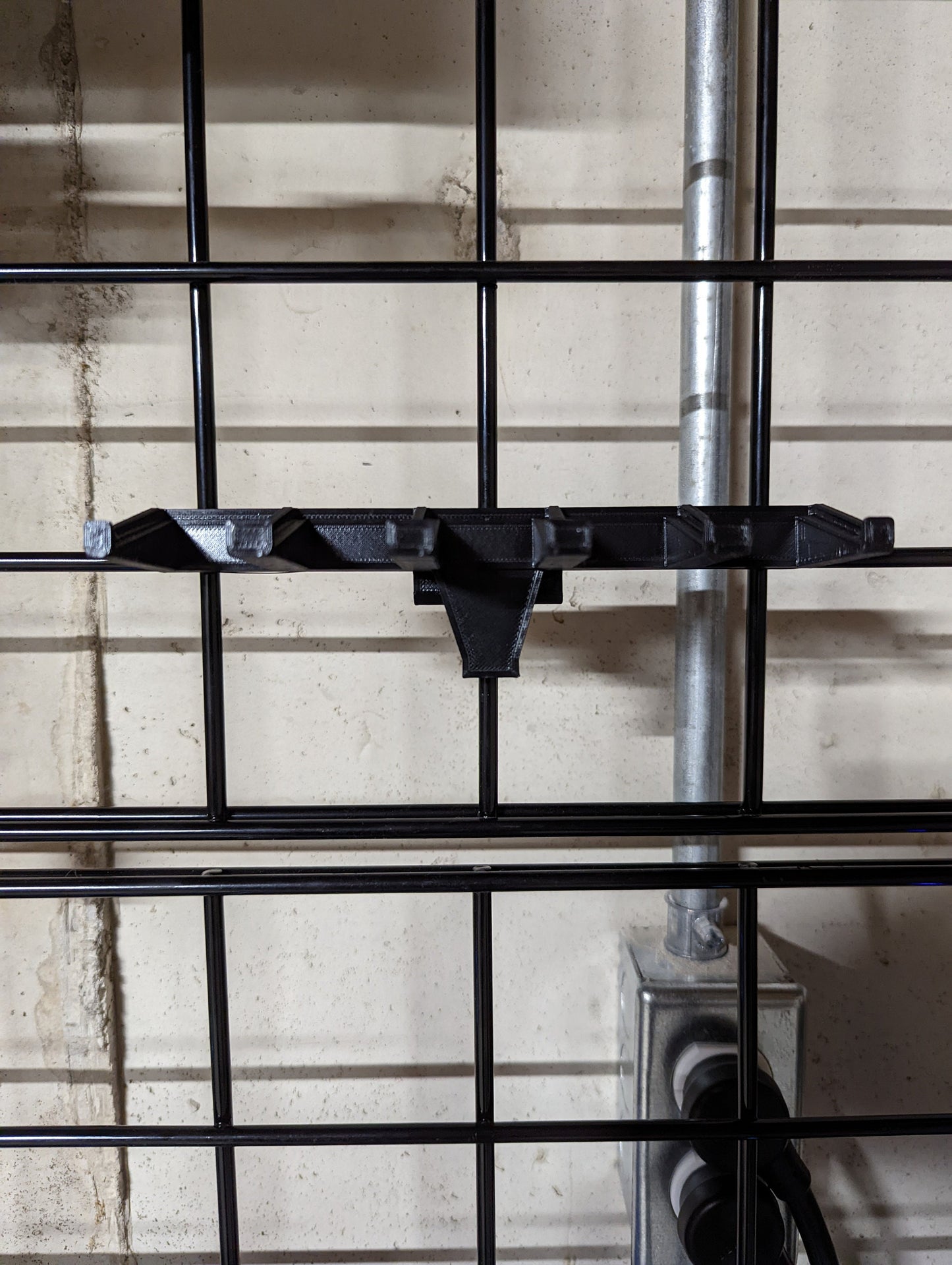 Mount for Kalashnikov USA KP9 / KR9 Mags - Gridwall | Magazine Holder Storage Rack