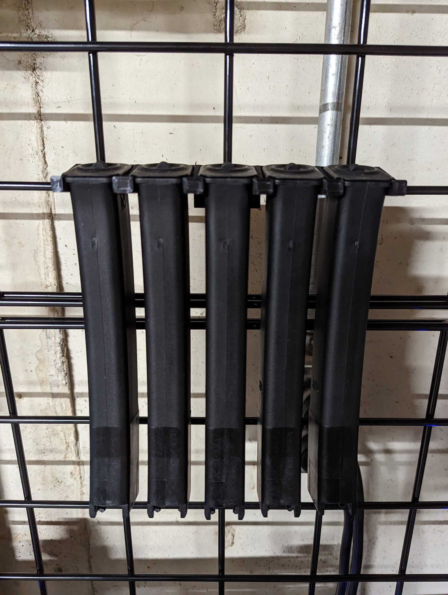 Mount for Kalashnikov USA KP9 / KR9 Mags - Gridwall | Magazine Holder Storage Rack