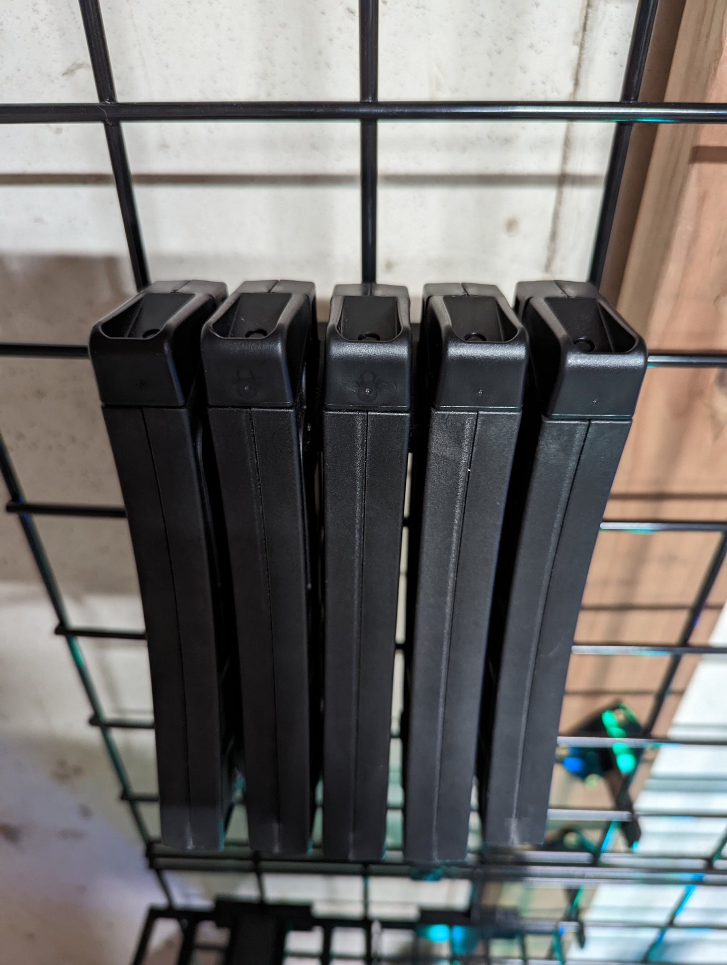 Mount for S&W M&P 15-22 Mags - Gridwall | Magazine Holder Storage Rack