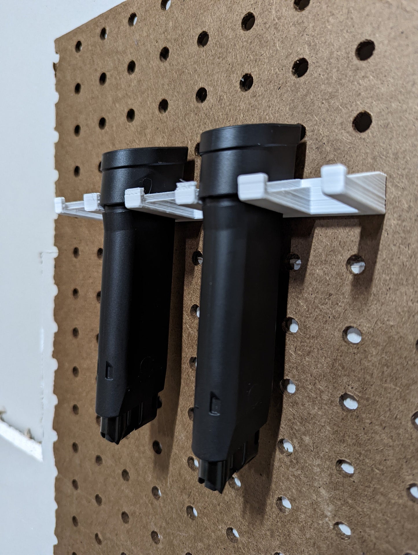 Mount for FN 502 Tactical Mags - Pegboard / IKEA Skadis / Wall Control / Vaultek | Magazine Holder Storage Rack