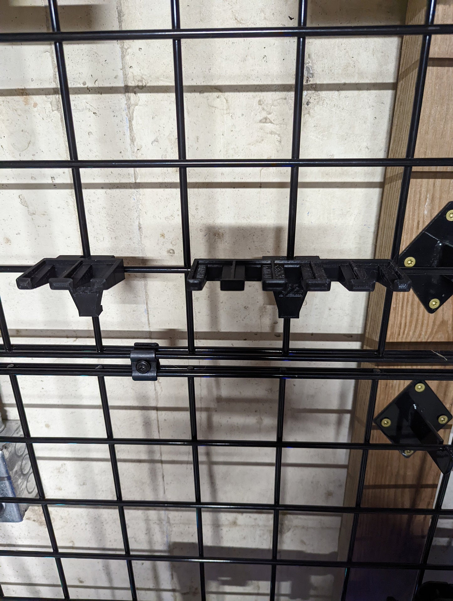 Mount for Walther P22 Mags - Gridwall | Magazine Holder Storage Rack