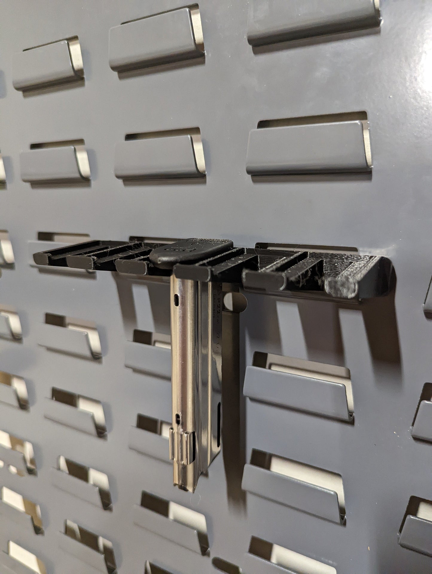 Mount for Walther P22 Mags - SecureIt / Akro-Mils | Magazine Holder Storage Rack