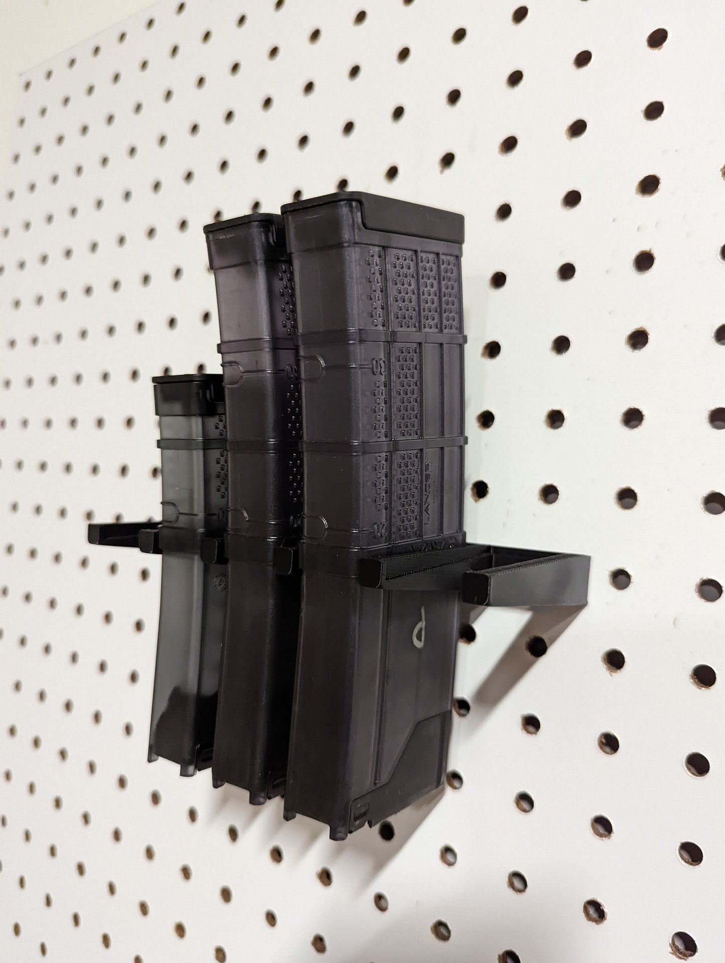 Mount for AR 15 556 Lancer Mags - Pegboard / IKEA Skadis / Wall Control / Vaultek | Magazine Holder Storage Rack