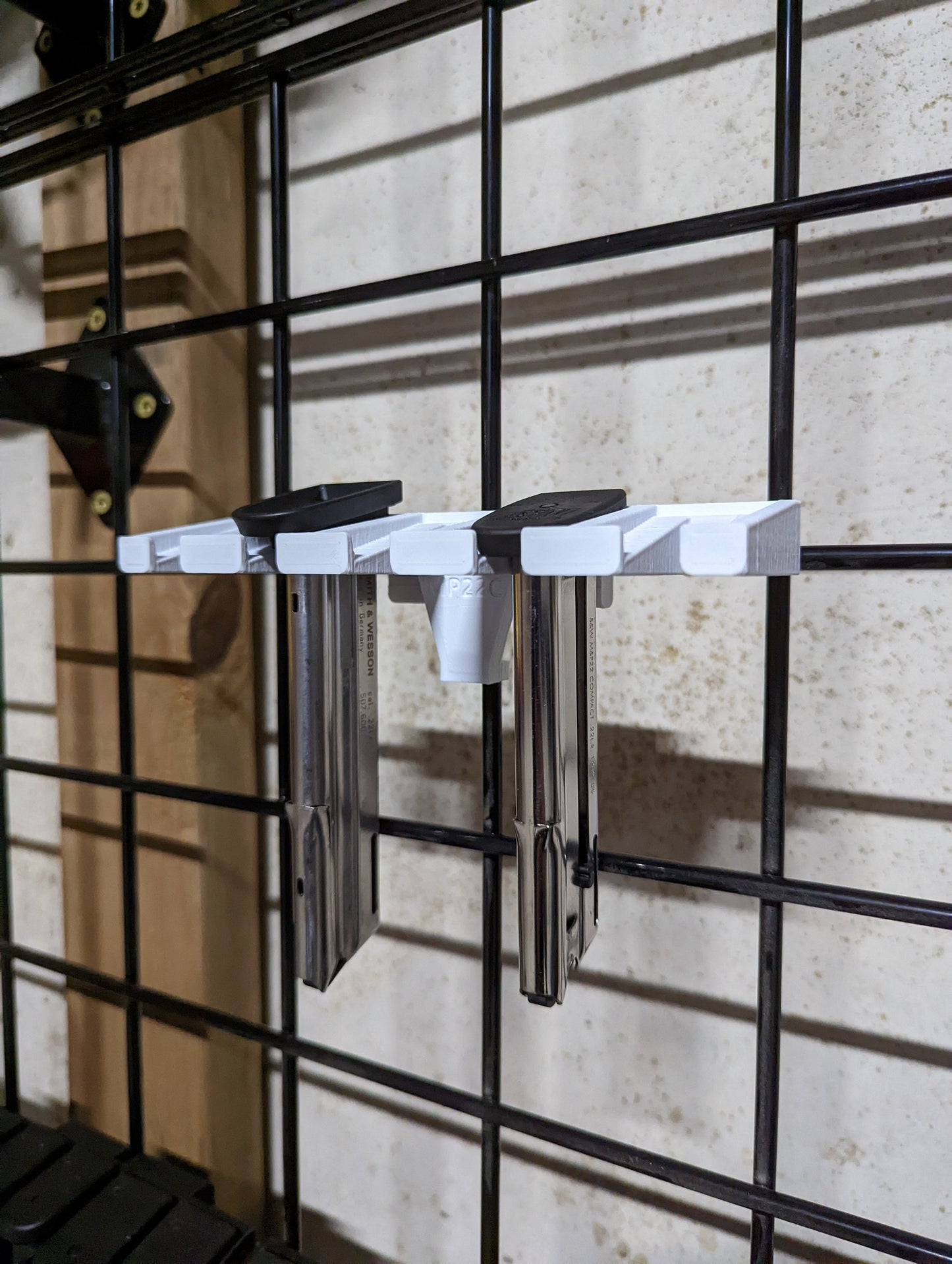 Mount for S&W M&P 22 Mags - Gridwall | Magazine Holder Storage Rack