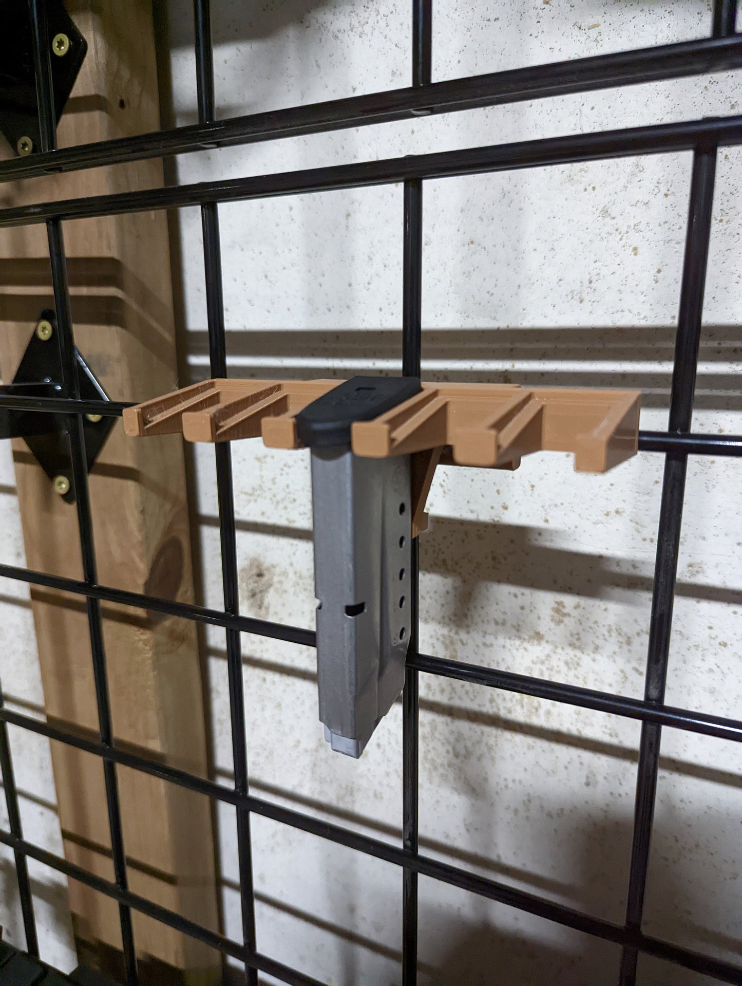Mount for S&W Shield 9mm Mags - Gridwall | Magazine Holder Storage Rack