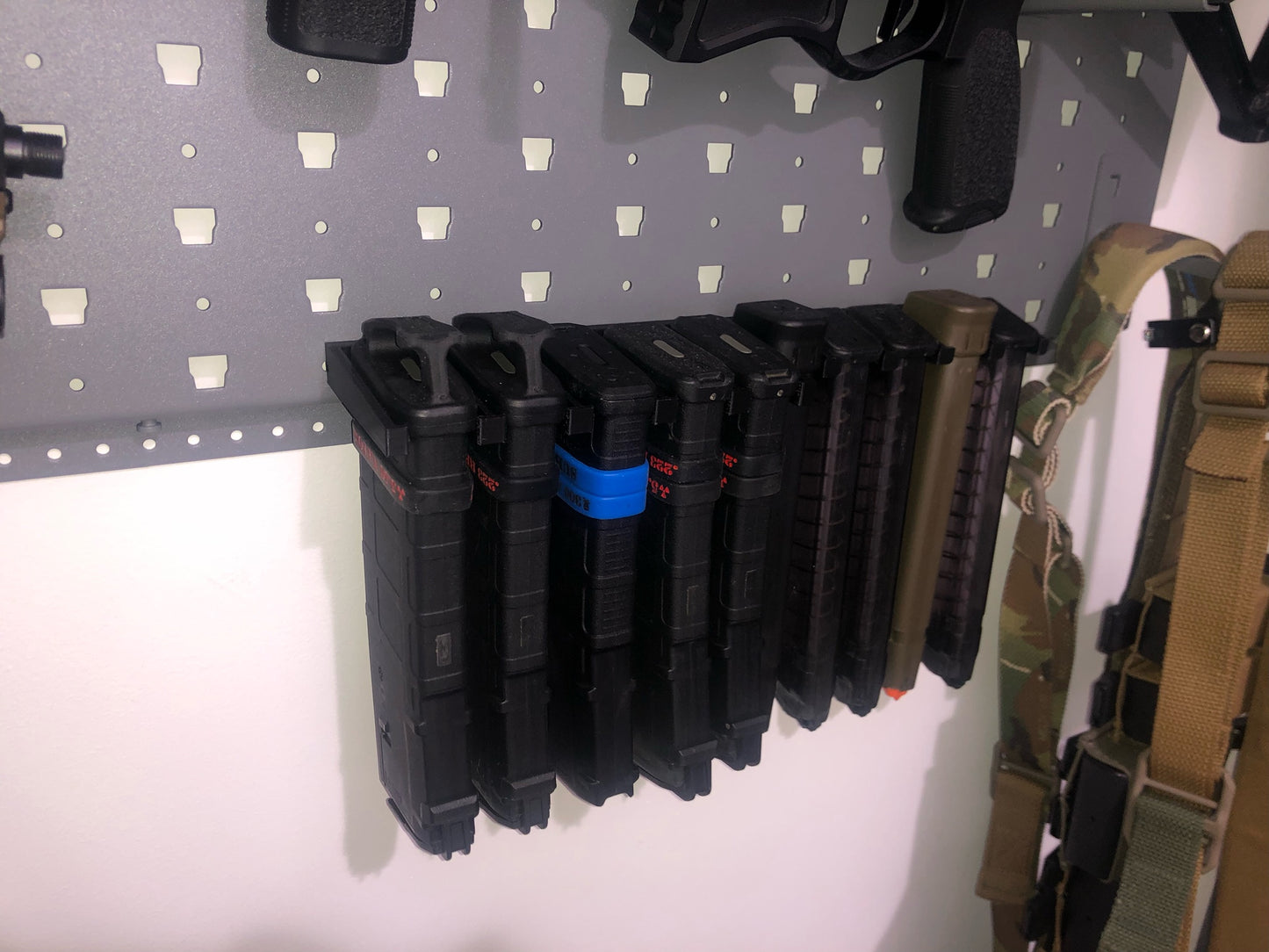 Mount for Glock 9mm/357/40 Mags - GallowTech | Magazine Holder Storage Rack