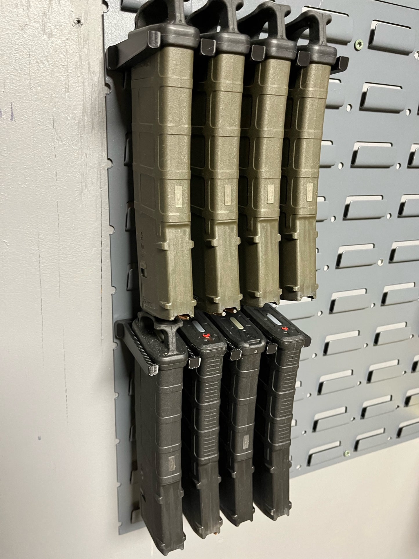 Mount for AR 15 Pmag / TMAG Mags - SecureIt / Akro-Mils | Magazine Holder Storage Rack