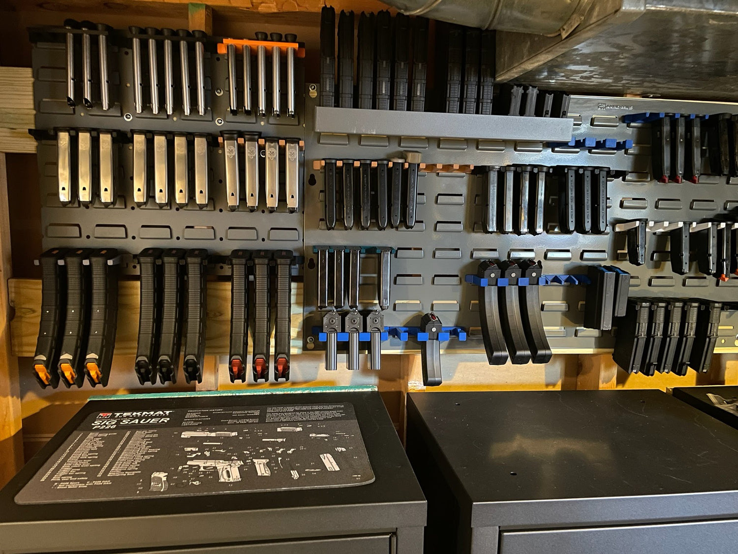 SecureIt / Akro-Mils - Magazine