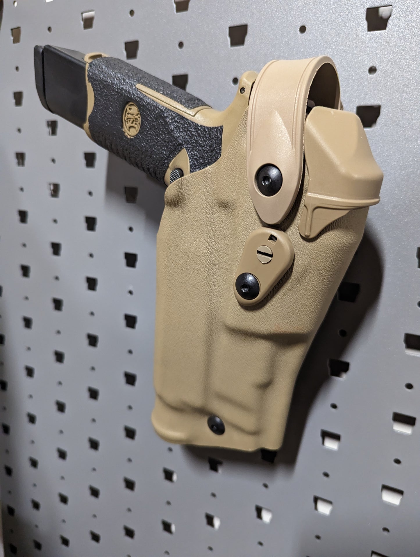 Slip-On Mount for Safariland QLS - GallowTech | Handgun Holder Storage Rack