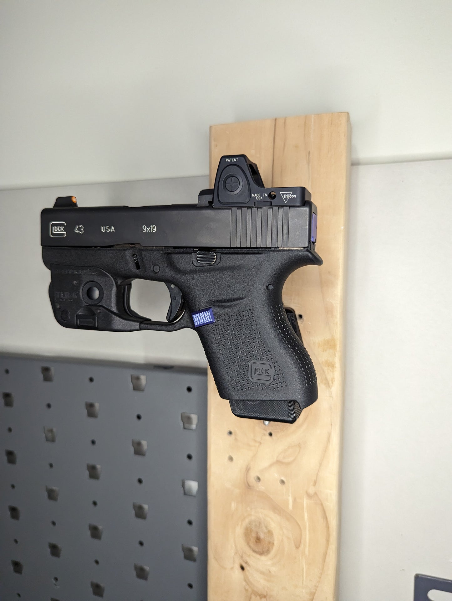 Magwell Mount for Glock 43 - Wall | Handgun Holder Storage Rack