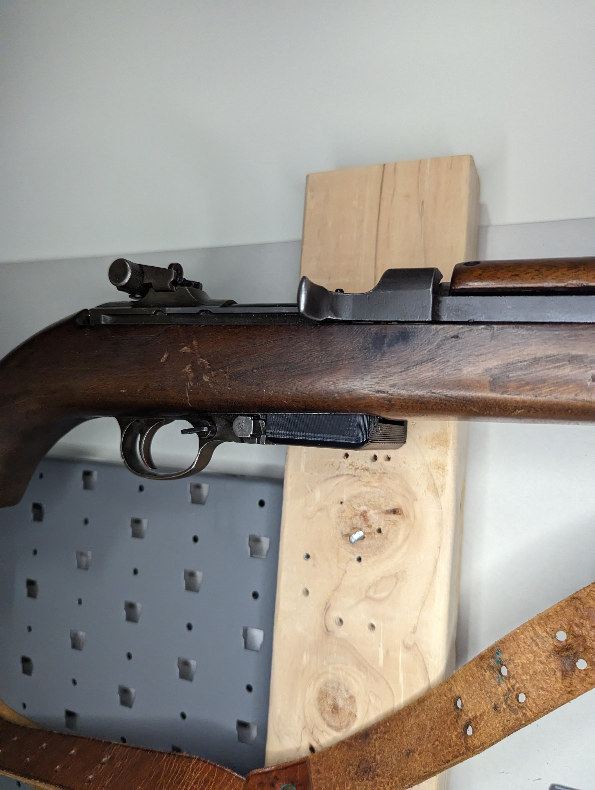 Magwell Mount for M1 Carbine - Wall | Rifle Holder Storage Rack ...