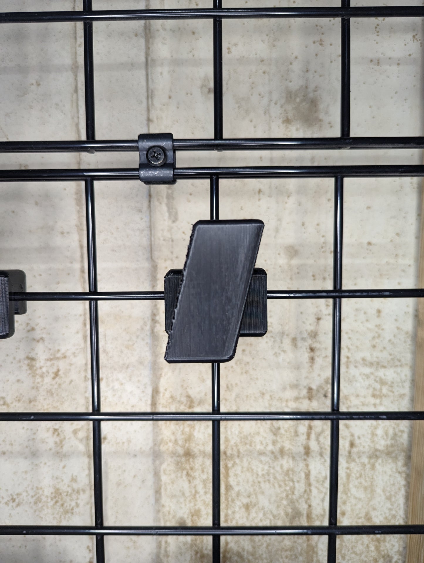 Magwell Mount for Beretta M9 / 92 - Gridwall | Handgun Holder Storage Rack