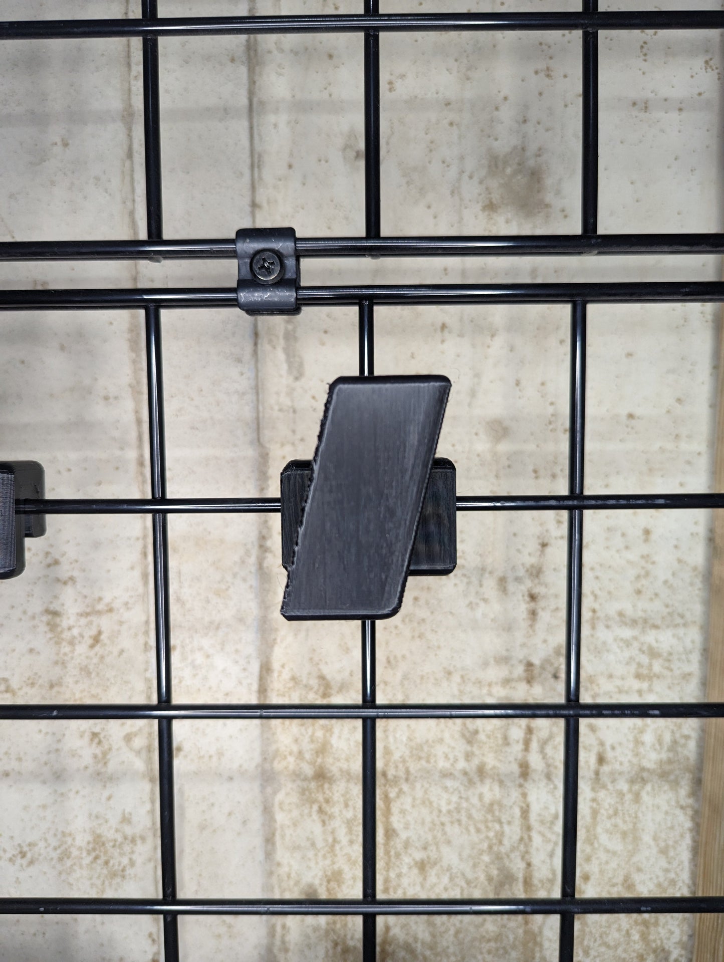 Magwell Mount for Springfield XD / XDM / Elite 9 - Gridwall | Handgun Holder Storage Rack